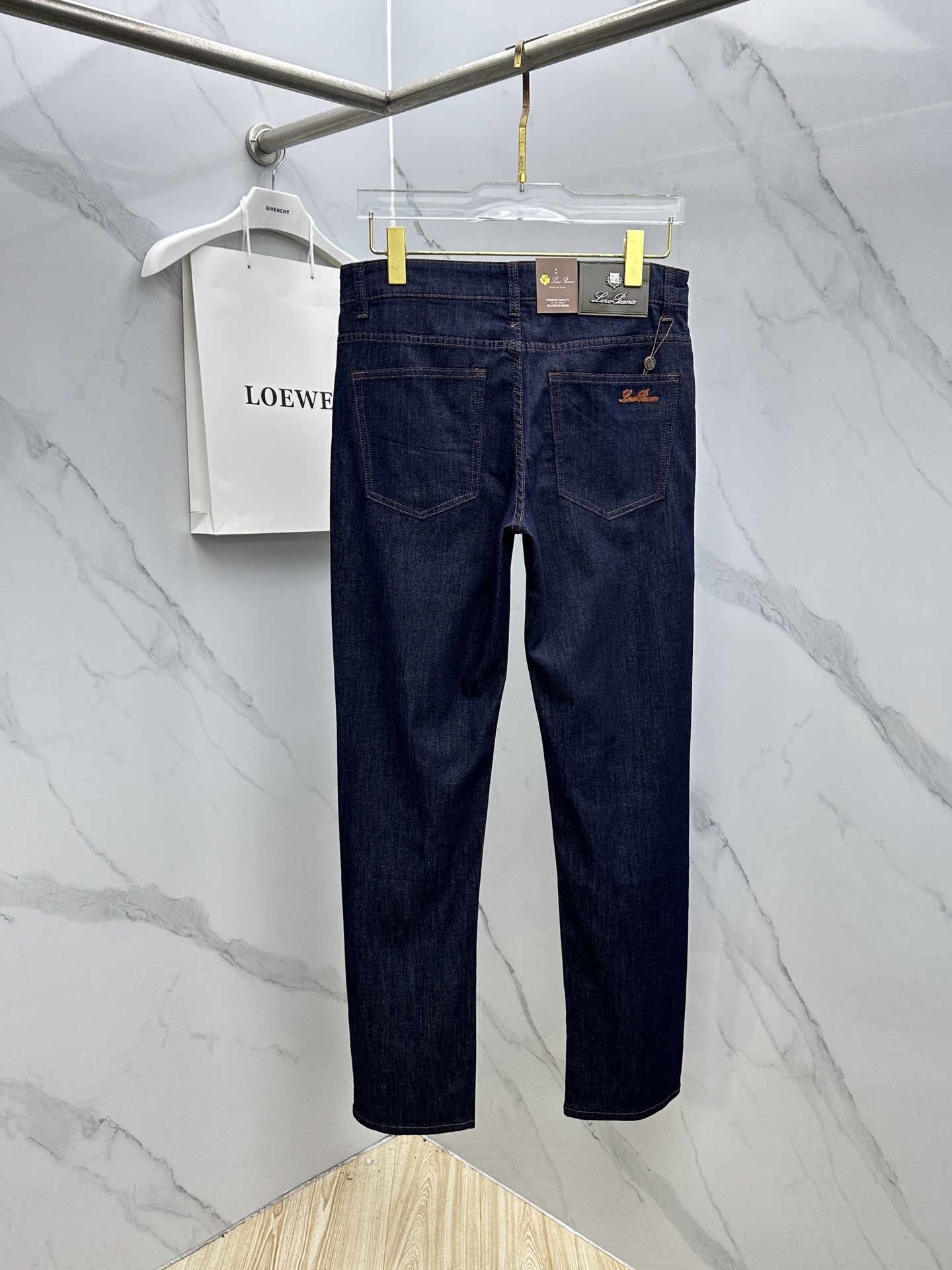 🆕Loro piana 🔥高端定制、26早春新款薄款牛仔裤 柜台同步发售 原版定制复刻 客供五金辅料 原