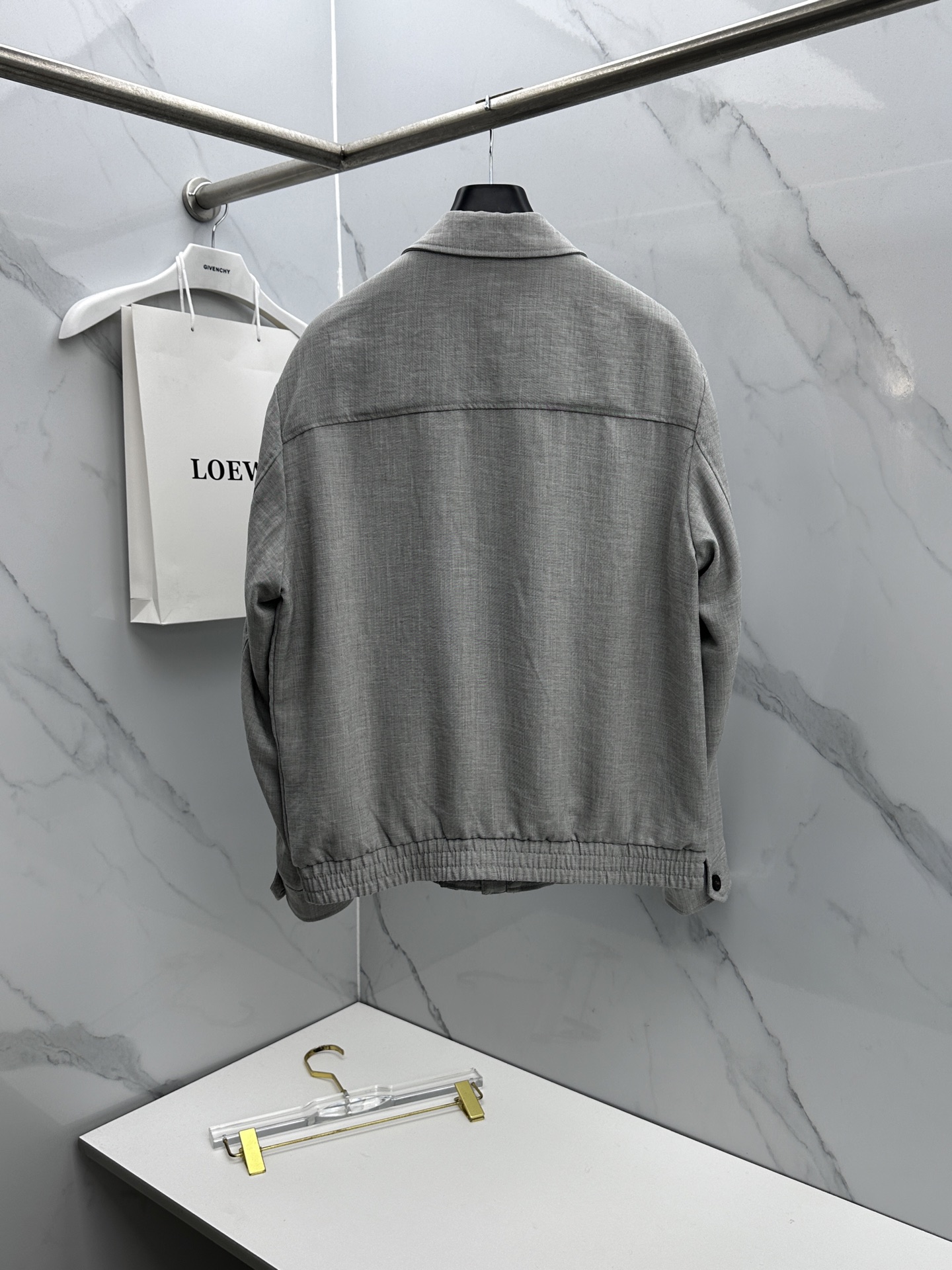 🆕Loro Piana 1916早春轻奢棉麻系列，最新时尚翻领夹克外套.简约不单一，处处细节显工艺足够的