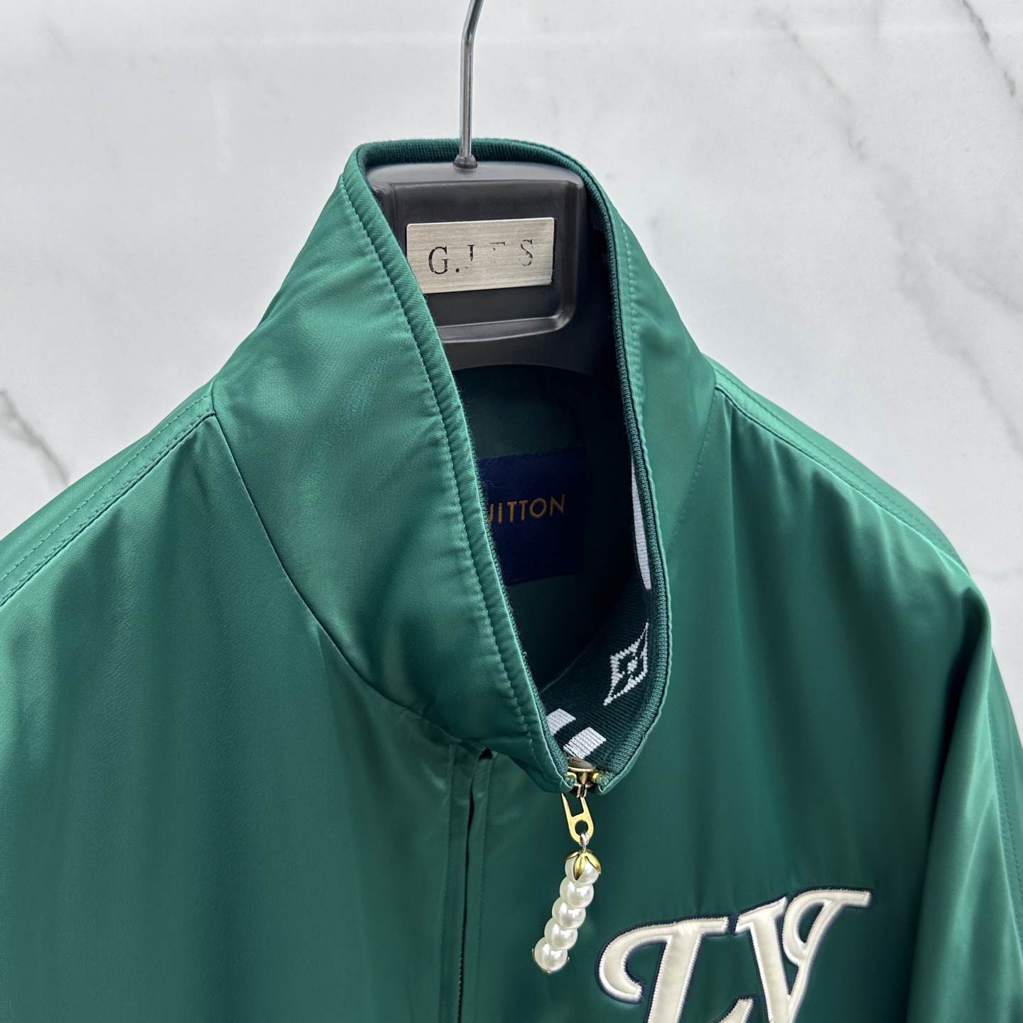 🆕LV路易威登 2026早春休闲系列，最新时尚立领夹克外套.大胆前卫的撞色设计，处处细节显工艺足够的高级