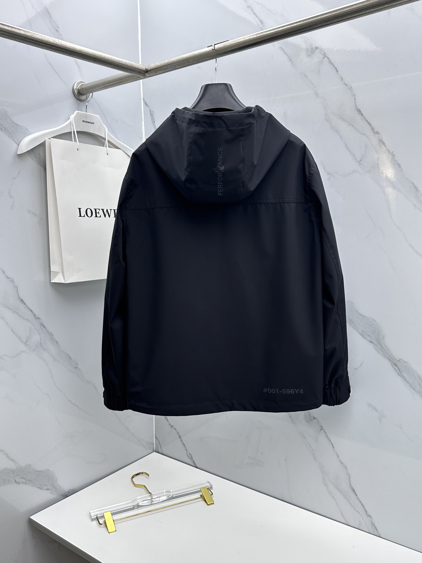 🆕Moncler蒙口 2026早春休闲系列，最新时尚连帽夹克外套.处处细节显工艺足够的高级 结构性剪裁的