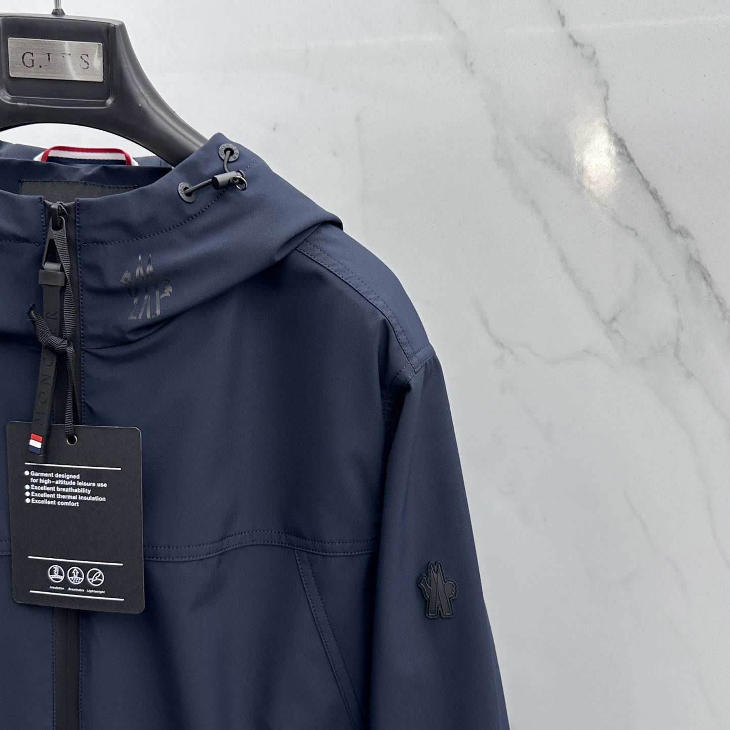 🆕Moncler蒙口 2026早春休闲系列，最新时尚连帽夹克外套.处处细节显工艺足够的高级 结构性剪裁的