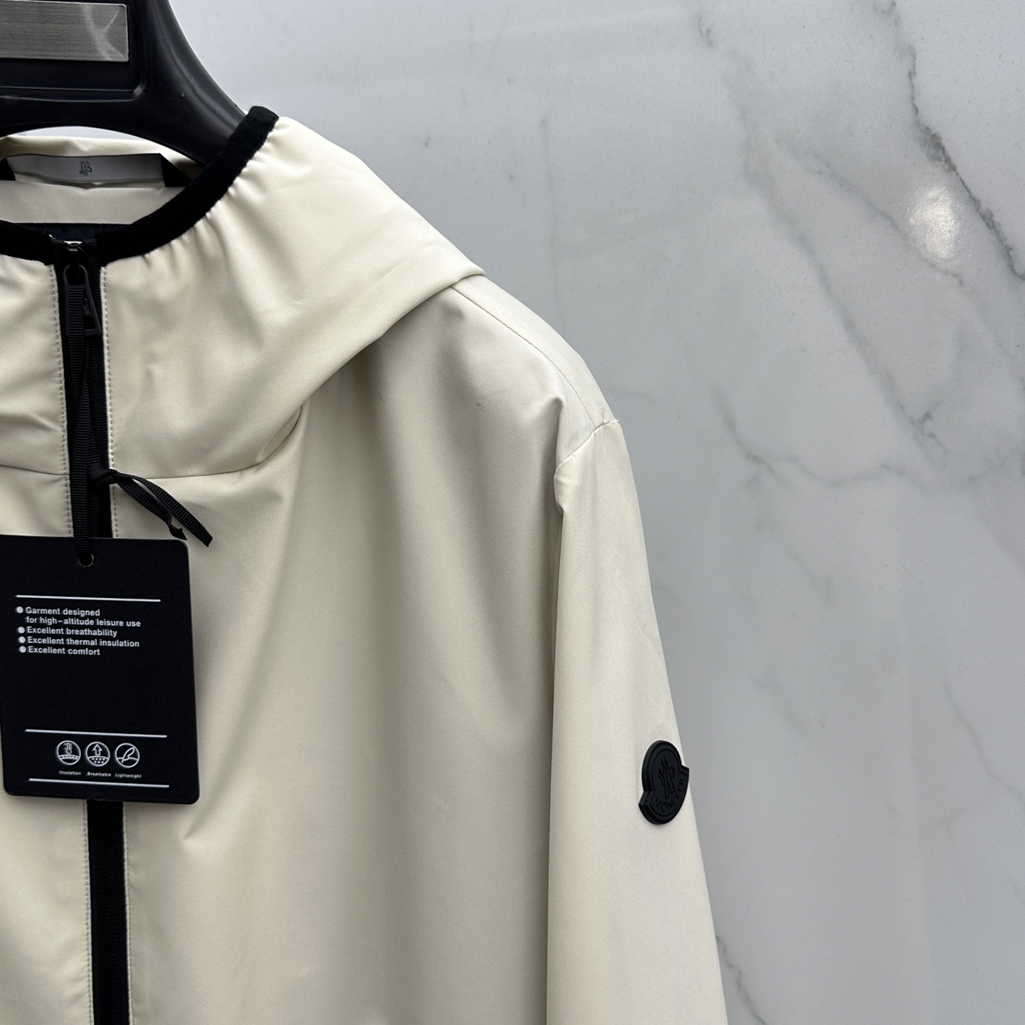 🆕Moncler蒙口 2026早春休闲系列，最新时尚连帽夹克外套.处处细节显工艺足够的高级 结构性剪裁的