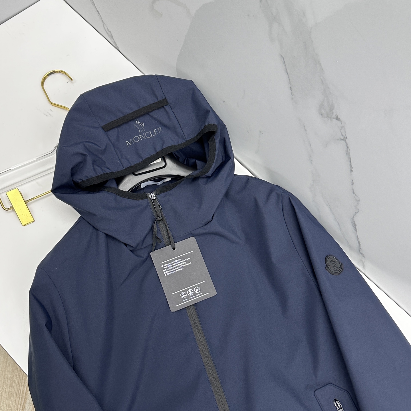 🆕Moncler蒙口 2026早春休闲系列，最新时尚连帽夹克外套.处处细节显工艺足够的高级 结构性剪裁的