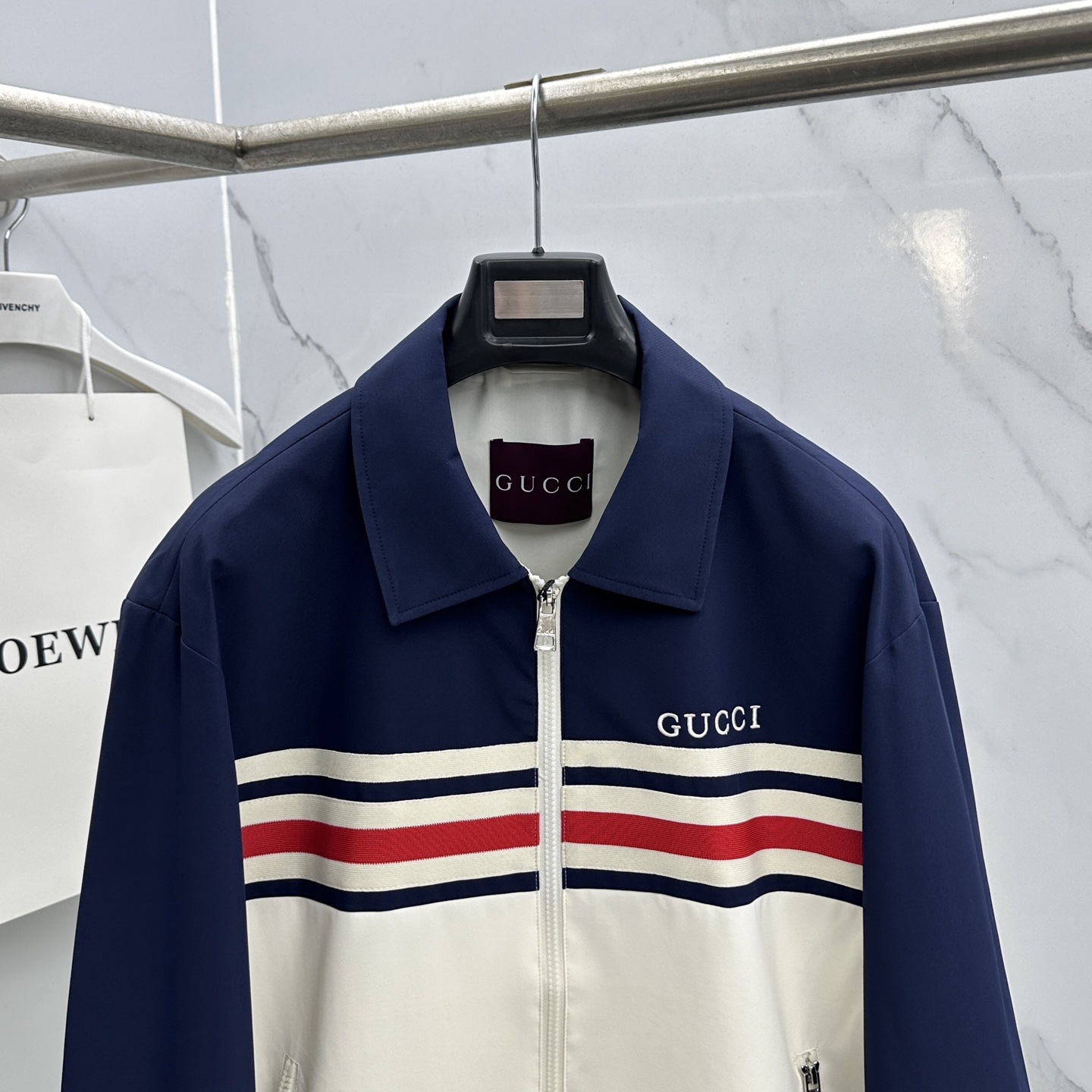 🆕Gucci古驰 2026早春休闲系列，最新时尚翻领夹克外套.拼接撞色条纹，logo刺绣，处处细节显工艺