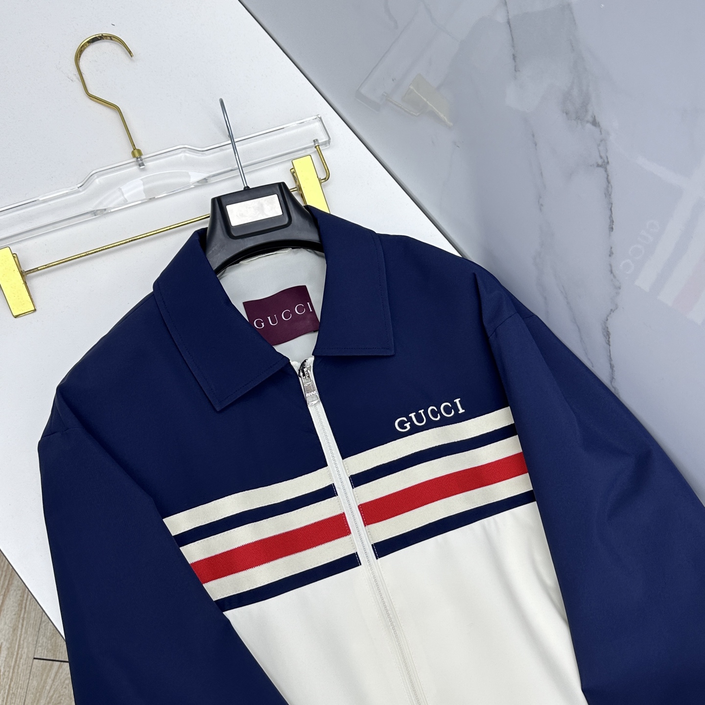 🆕Gucci古驰 2026早春休闲系列，最新时尚翻领夹克外套.拼接撞色条纹，logo刺绣，处处细节显工艺
