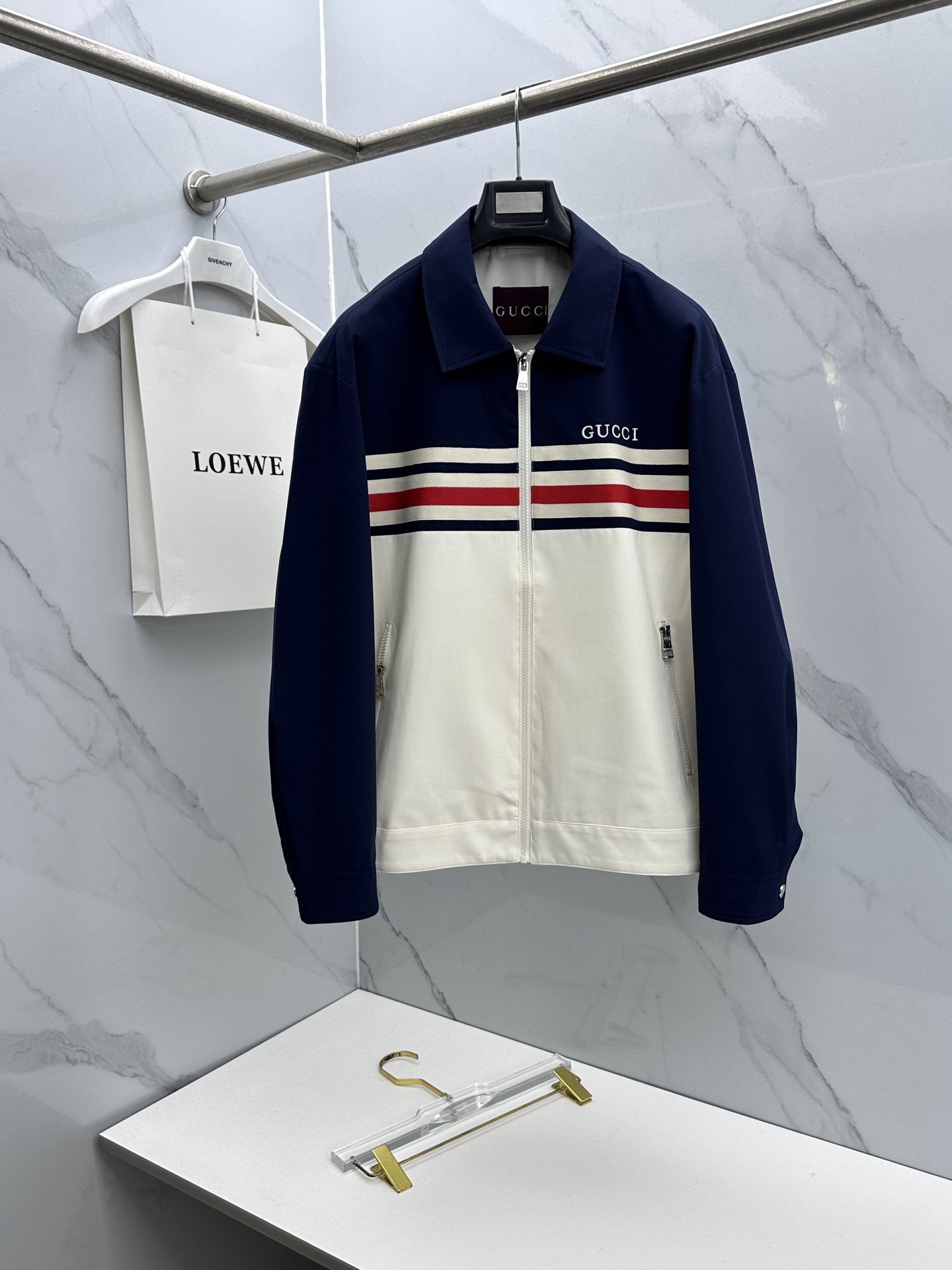 🆕Gucci古驰 2026早春休闲系列，最新时尚翻领夹克外套.拼接撞色条纹，logo刺绣，处处细节显工艺