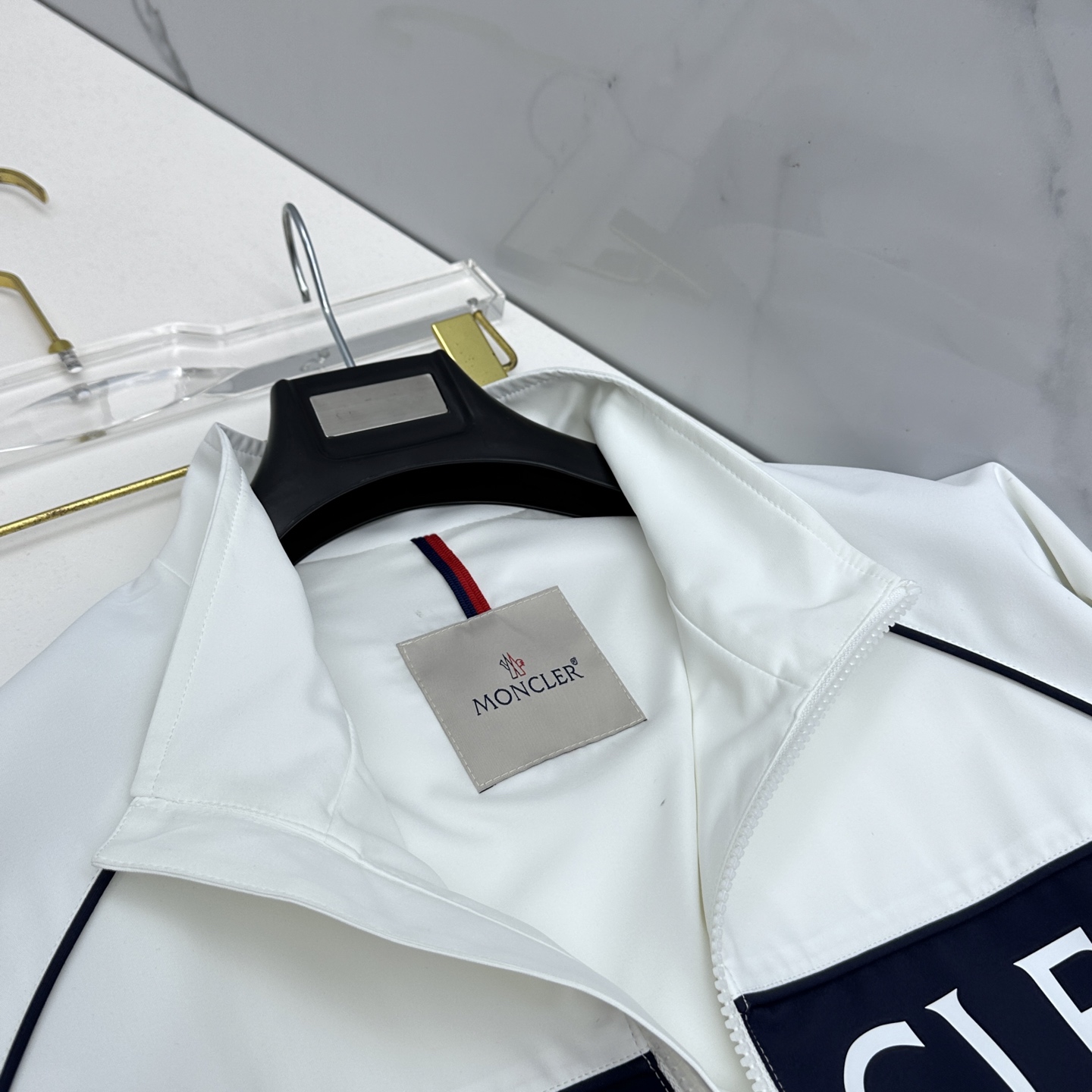 🆕Moncler蒙口 2026早春休闲系列，最新时尚立领夹克外套.处处细节显工艺足够的高级 结构性剪裁的