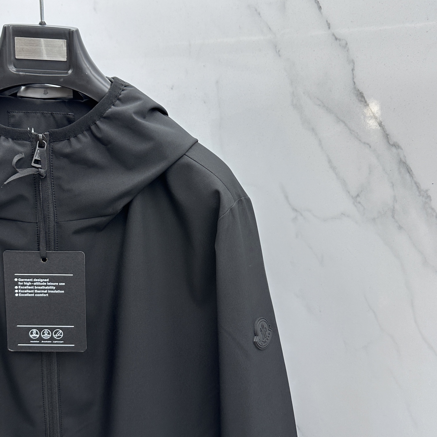 🆕Moncler蒙口 2026早春休闲系列，最新时尚连帽夹克外套.处处细节显工艺足够的高级 结构性剪裁的