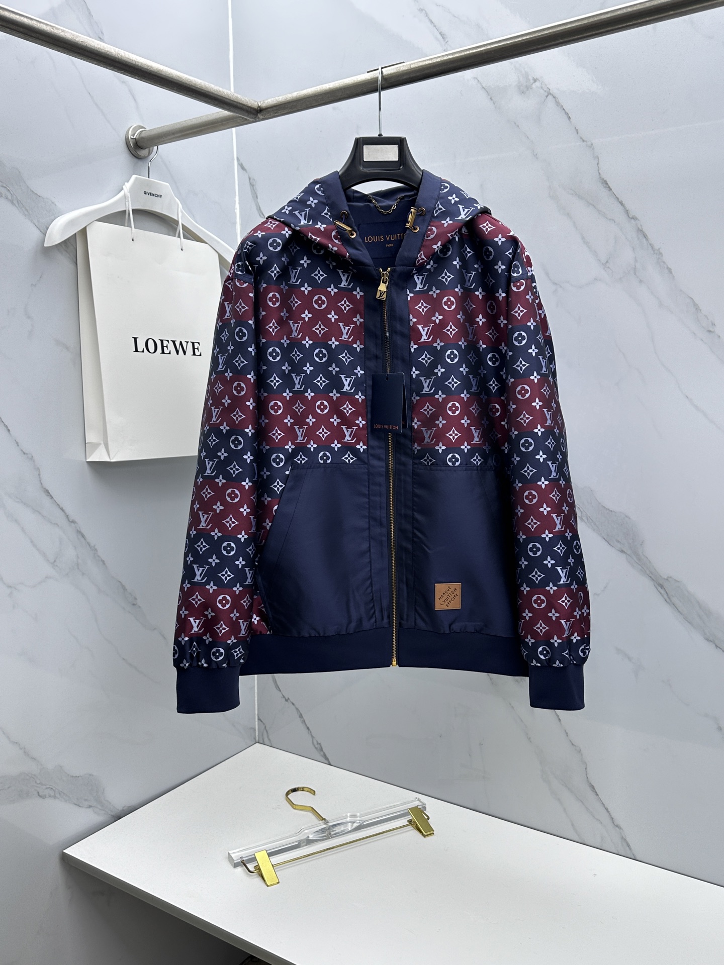 🆕LouisVuitton·路易威登 2026早春休闲系列，最新时尚连帽夹克外套.满印提花，处处细节显工