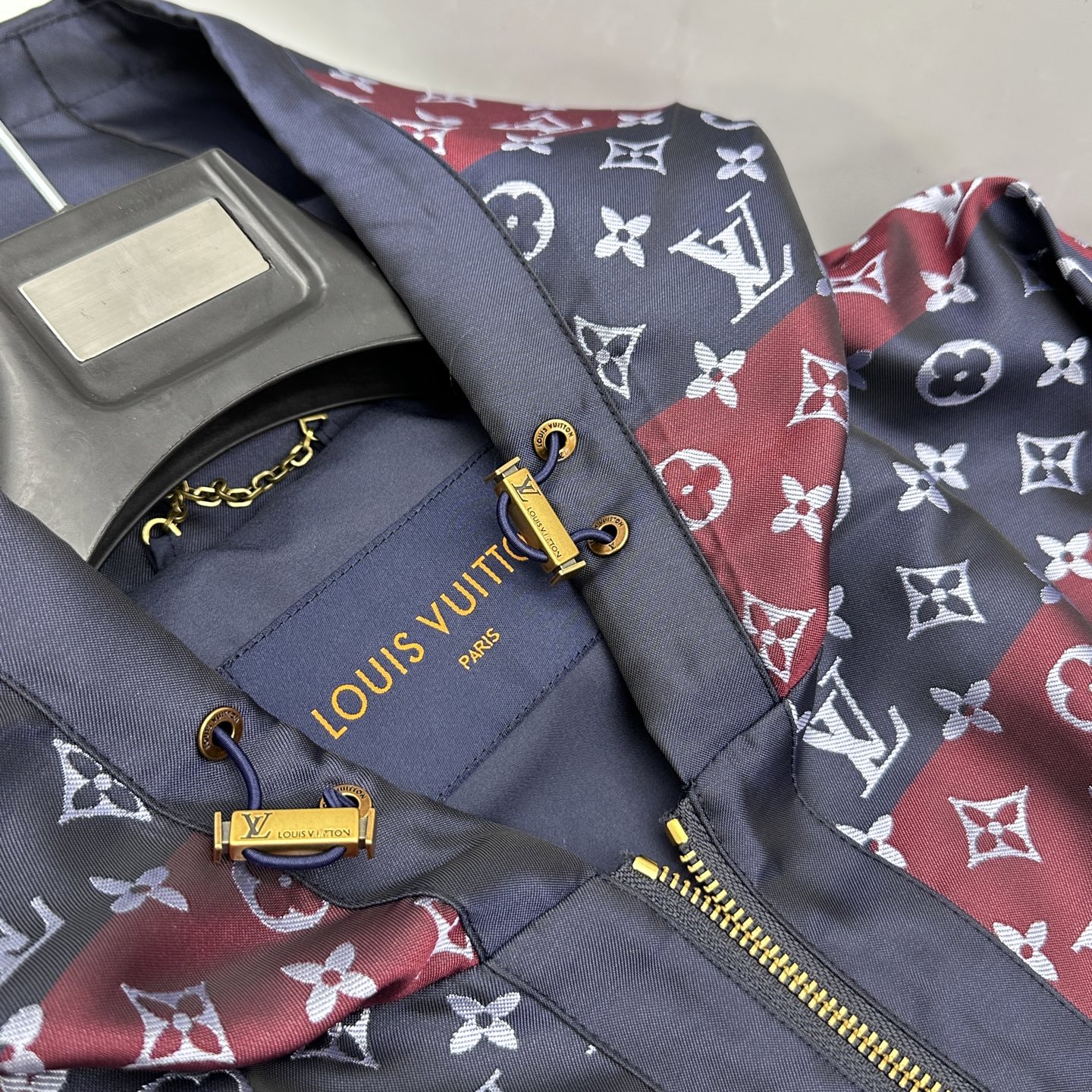 🆕LouisVuitton·路易威登 2026早春休闲系列，最新时尚连帽夹克外套.满印提花，处处细节显工