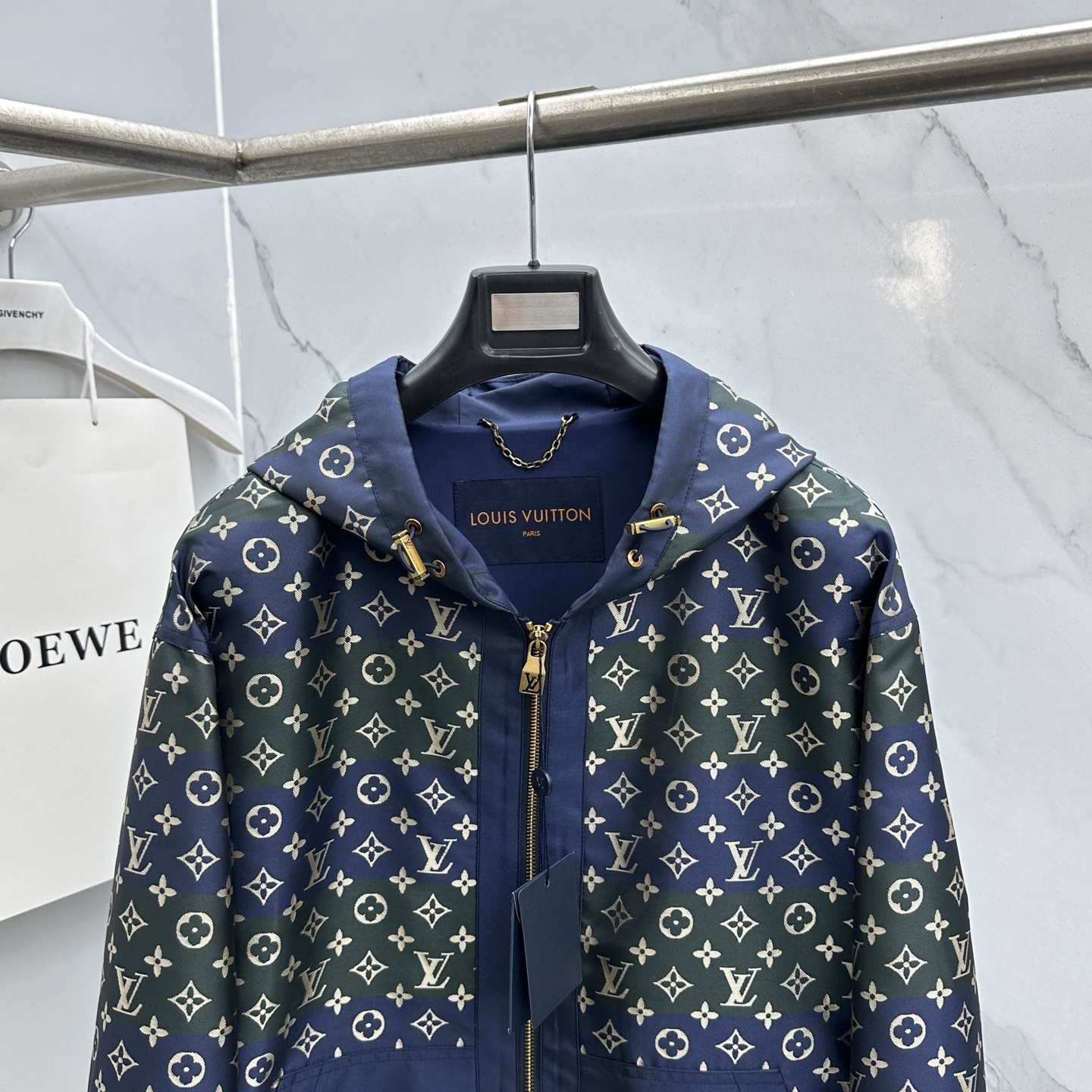 🆕LouisVuitton·路易威登 2026早春休闲系列，最新时尚连帽夹克外套.满印提花，处处细节显工