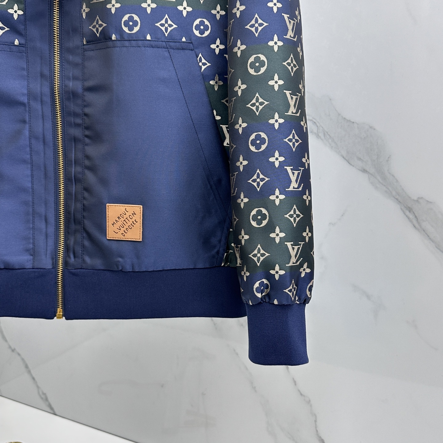 🆕LouisVuitton·路易威登 2026早春休闲系列，最新时尚连帽夹克外套.满印提花，处处细节显工