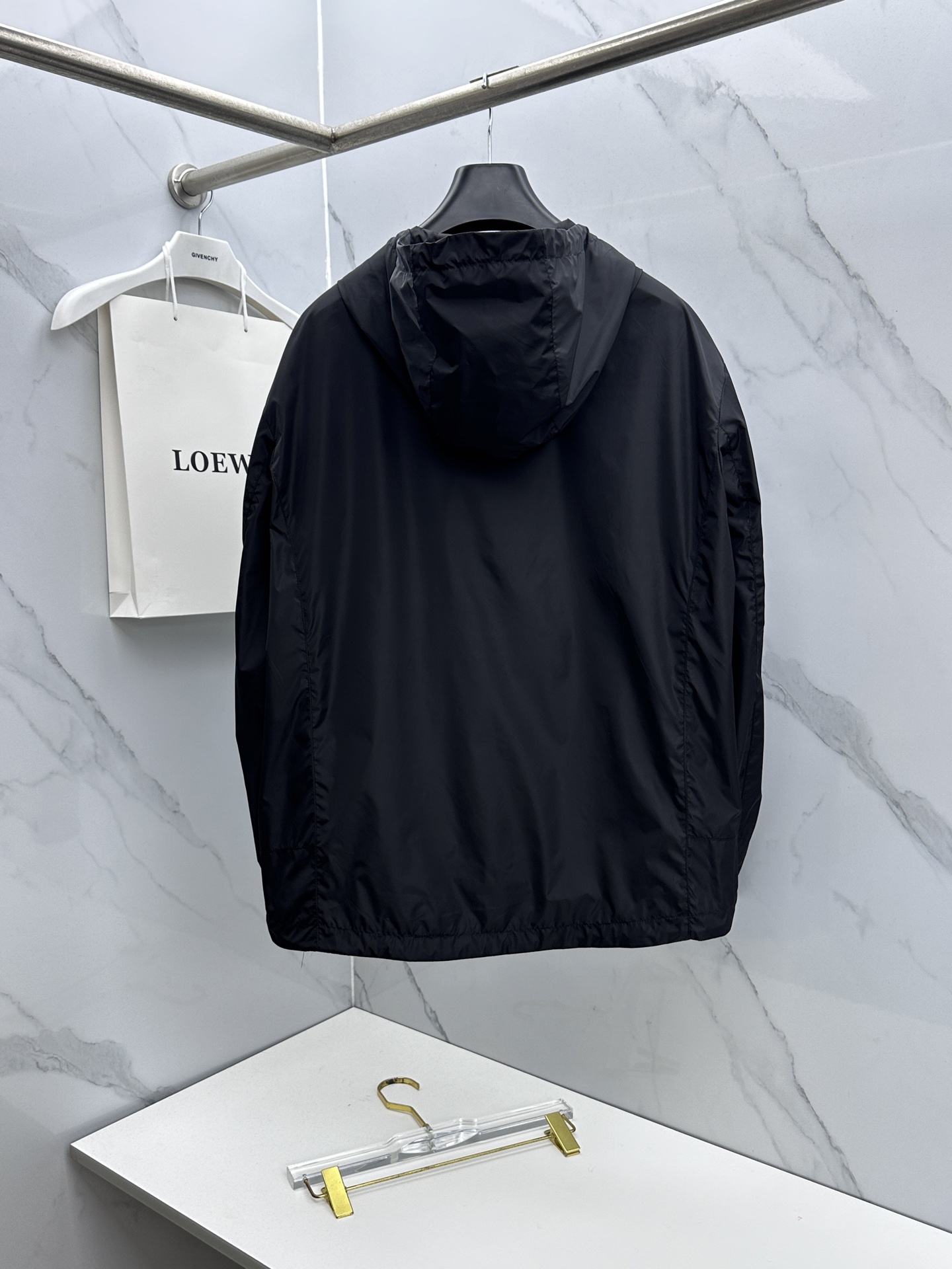 🆕Prada普拉达 2026早春休闲系列，最新时尚连帽夹克外套.经典三角标志。处处细节显工艺足够的高级 