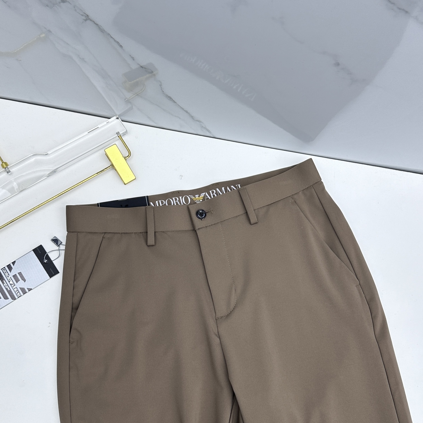 🆕Amani阿玛尼 春夏新品休闲裤西裤，官网同步发售，裤身工艺设计，客供辅料、面料定制，柔软丝滑，代工厂