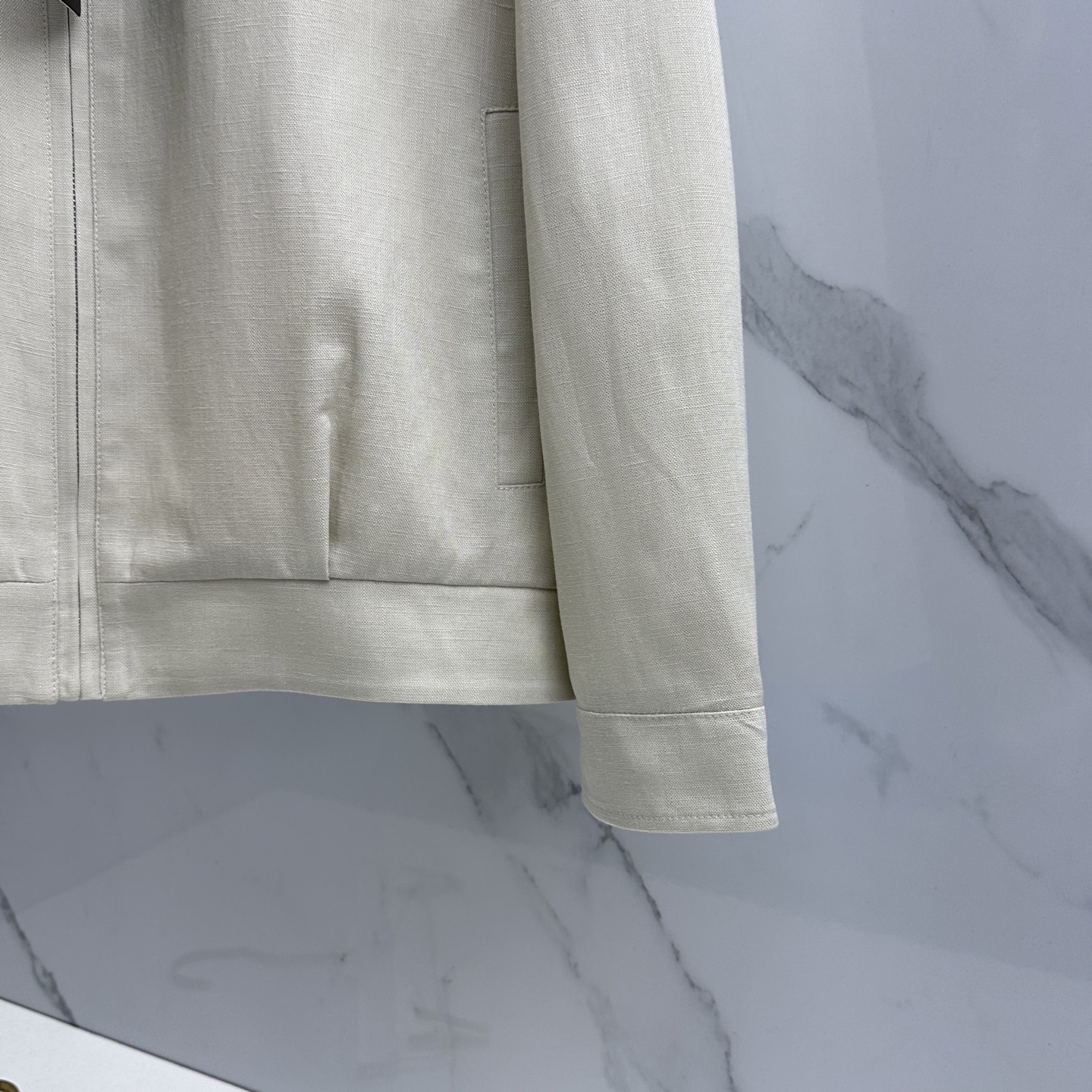 🆕Loro piana 早春轻奢老钱风棉麻系列，最新时尚翻领夹克外套.处处细节显工艺足够的高级 结构性剪