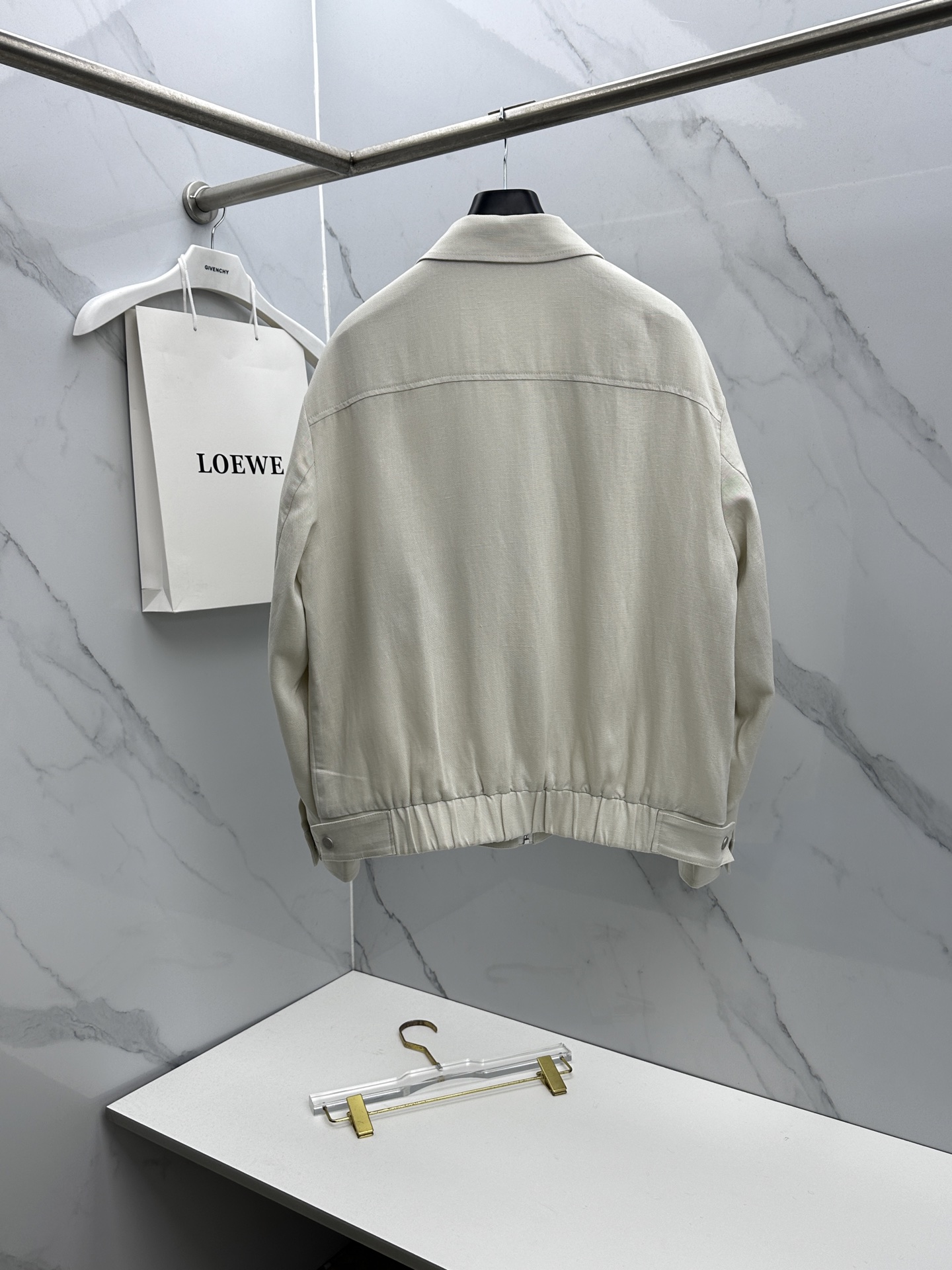 🆕Loro piana 早春轻奢老钱风棉麻系列，最新时尚翻领夹克外套.处处细节显工艺足够的高级 结构性剪