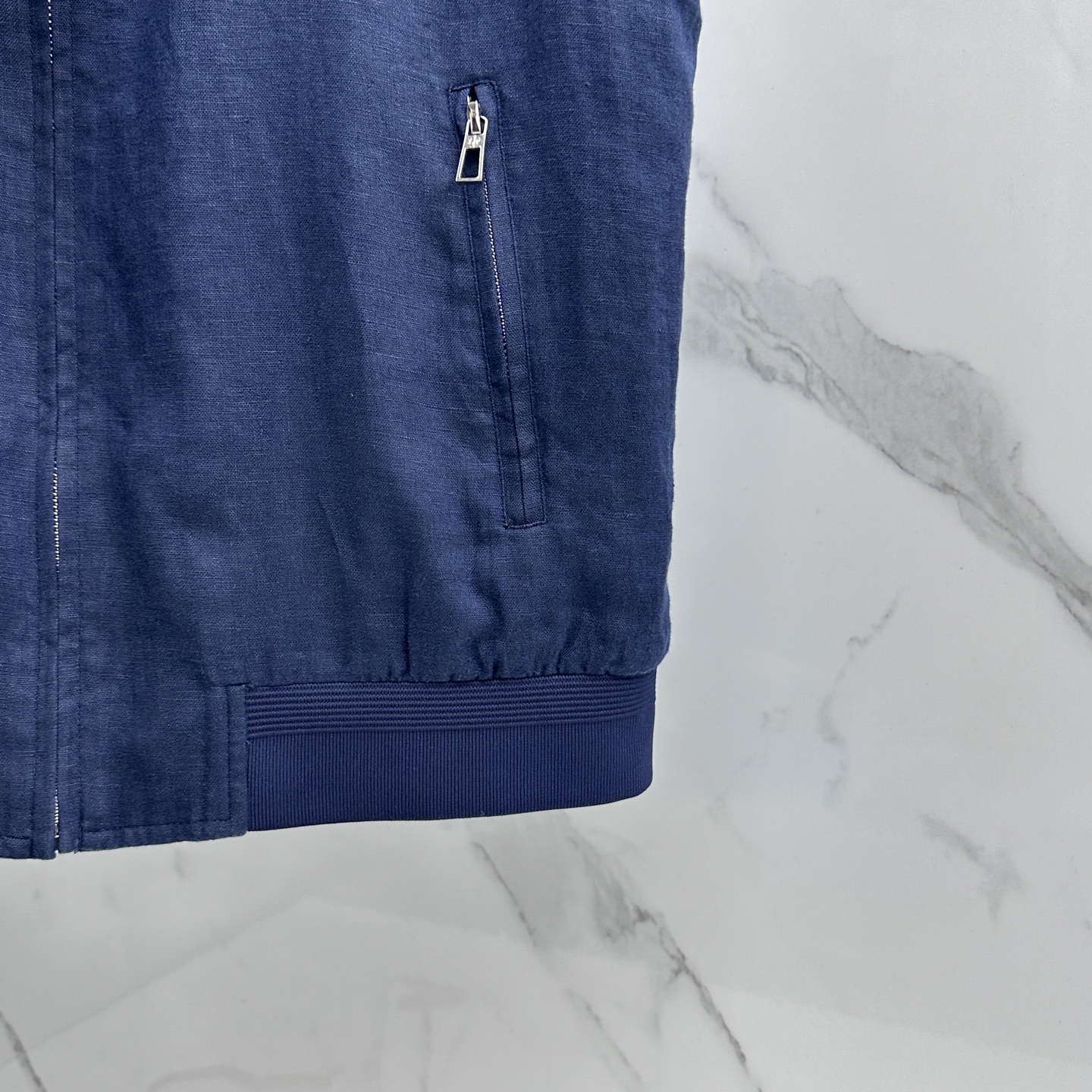 🆕Loro piana 早春轻奢老钱风棉麻系列，最新时尚立领马甲外套.处处细节显工艺足够的高级 结构性剪