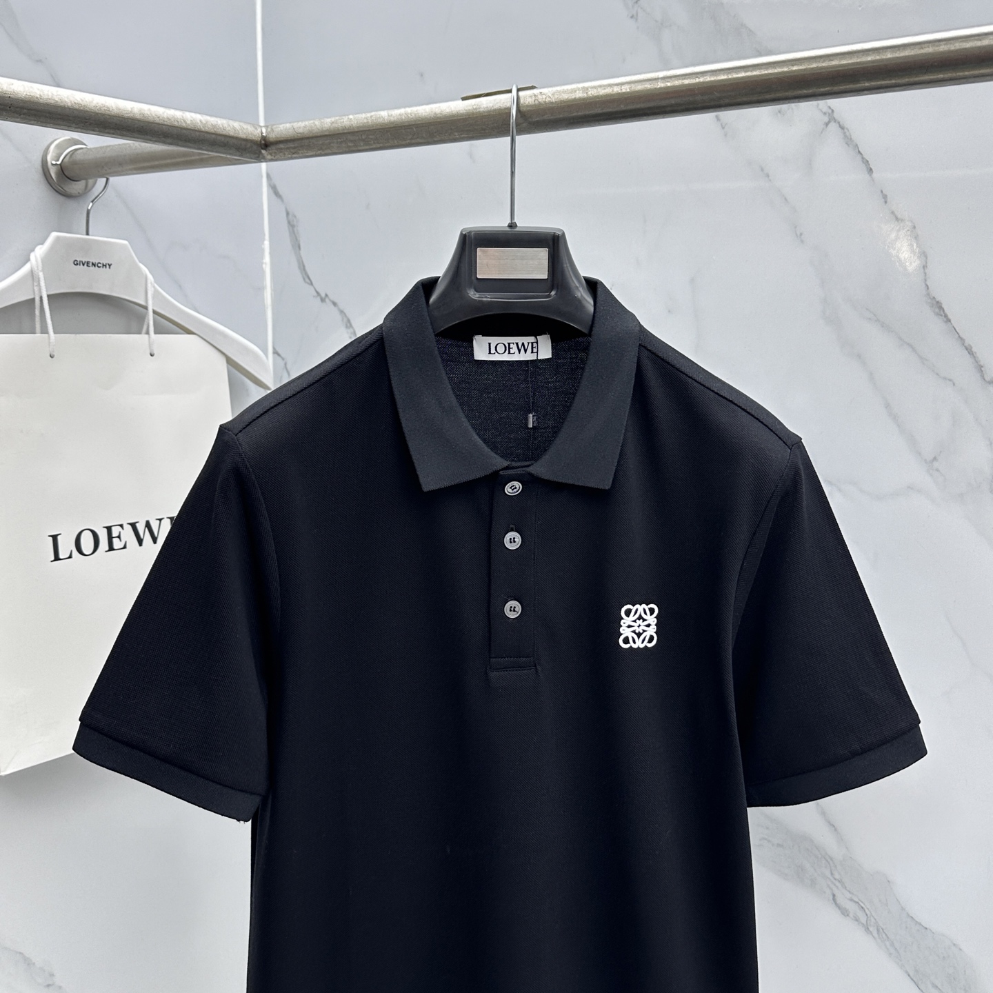 🆕LOEWE罗意威 2026春夏新款翻领Polo衫短袖T恤 简洁时尚百搭 胸口刺绣logo 螺纹针织领口