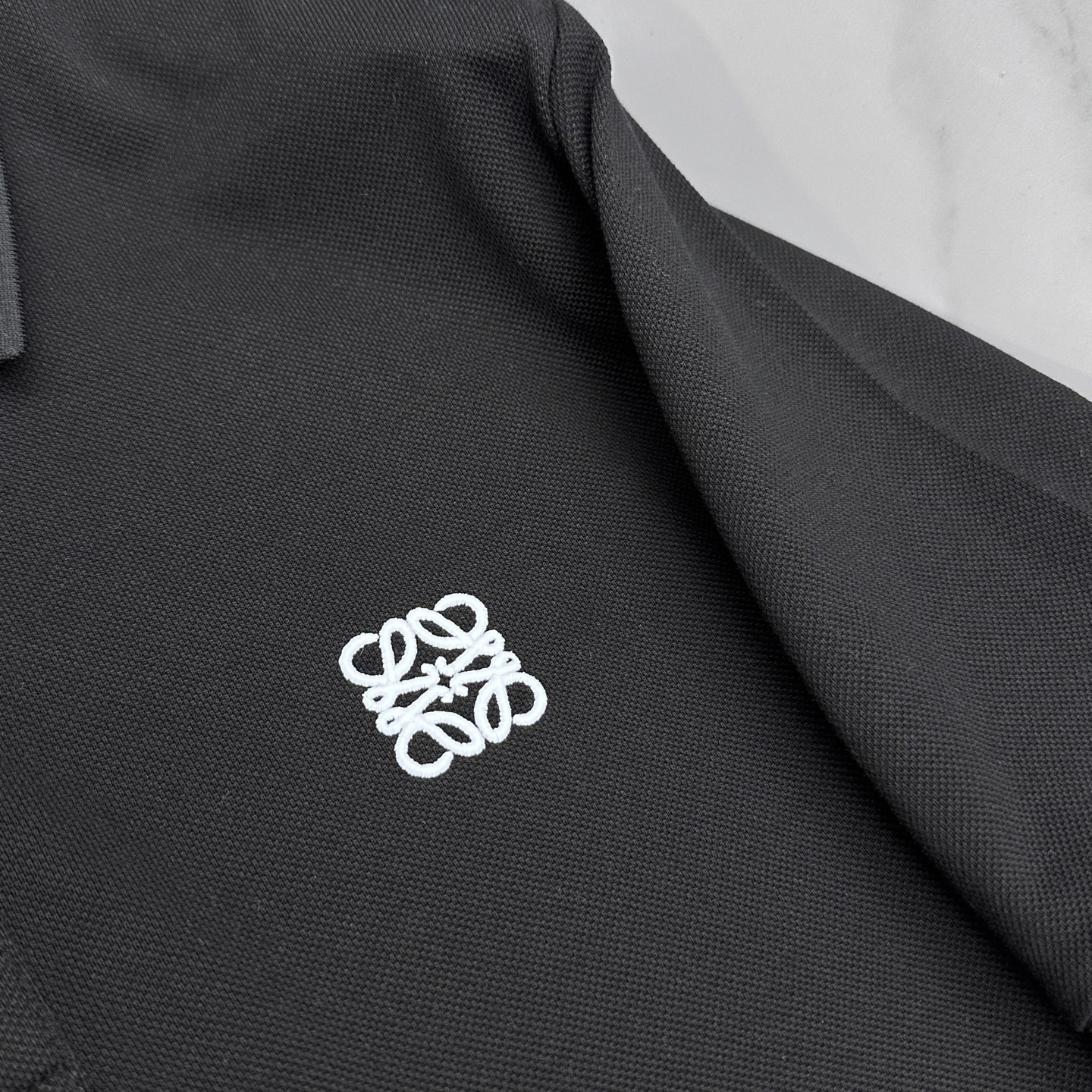 🆕LOEWE罗意威 2026春夏新款翻领Polo衫短袖T恤 简洁时尚百搭 胸口刺绣logo 螺纹针织领口
