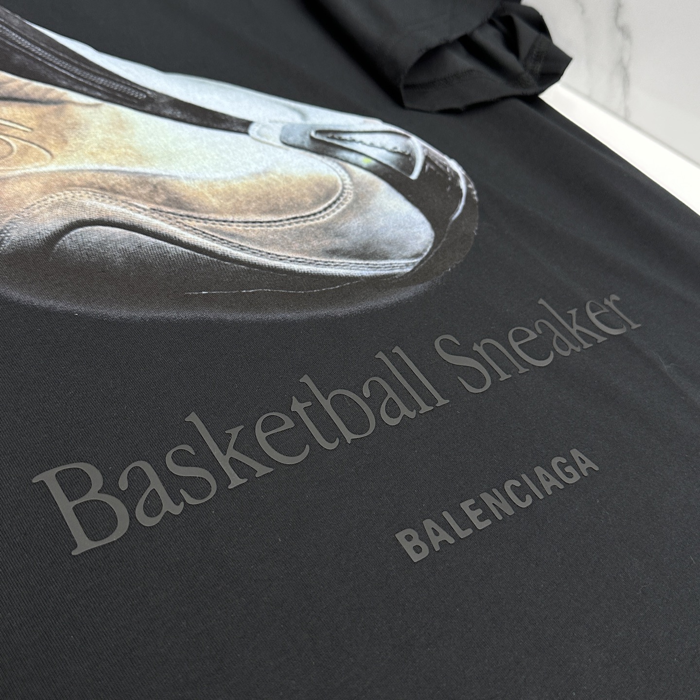 微阔🆕Balenciaga巴黎世家 新款首发专柜最新款短袖圆领T恤 高端订制 胸前品牌logo重工艺设计