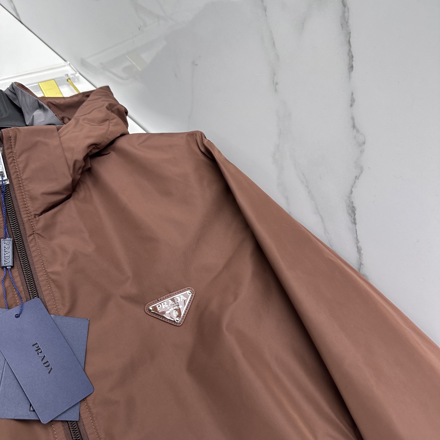 🆕Prada 普拉达 双面穿 2026ss春季新款连帽夹克外套全高端版本！高定专柜面料辅料，透气舒适度高