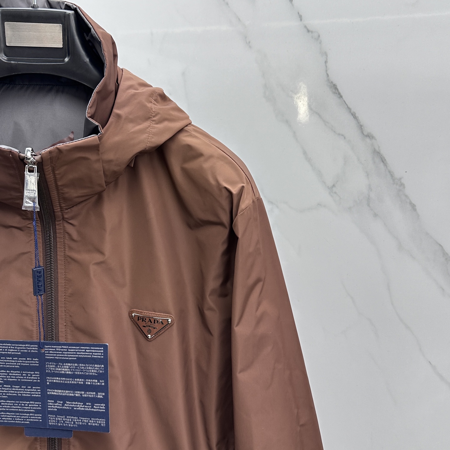🆕Prada 普拉达 双面穿 2026ss春季新款连帽夹克外套全高端版本！高定专柜面料辅料，透气舒适度高