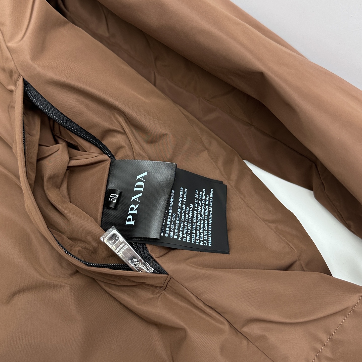 🆕Prada 普拉达 双面穿 2026ss春季新款连帽夹克外套全高端版本！高定专柜面料辅料，透气舒适度高