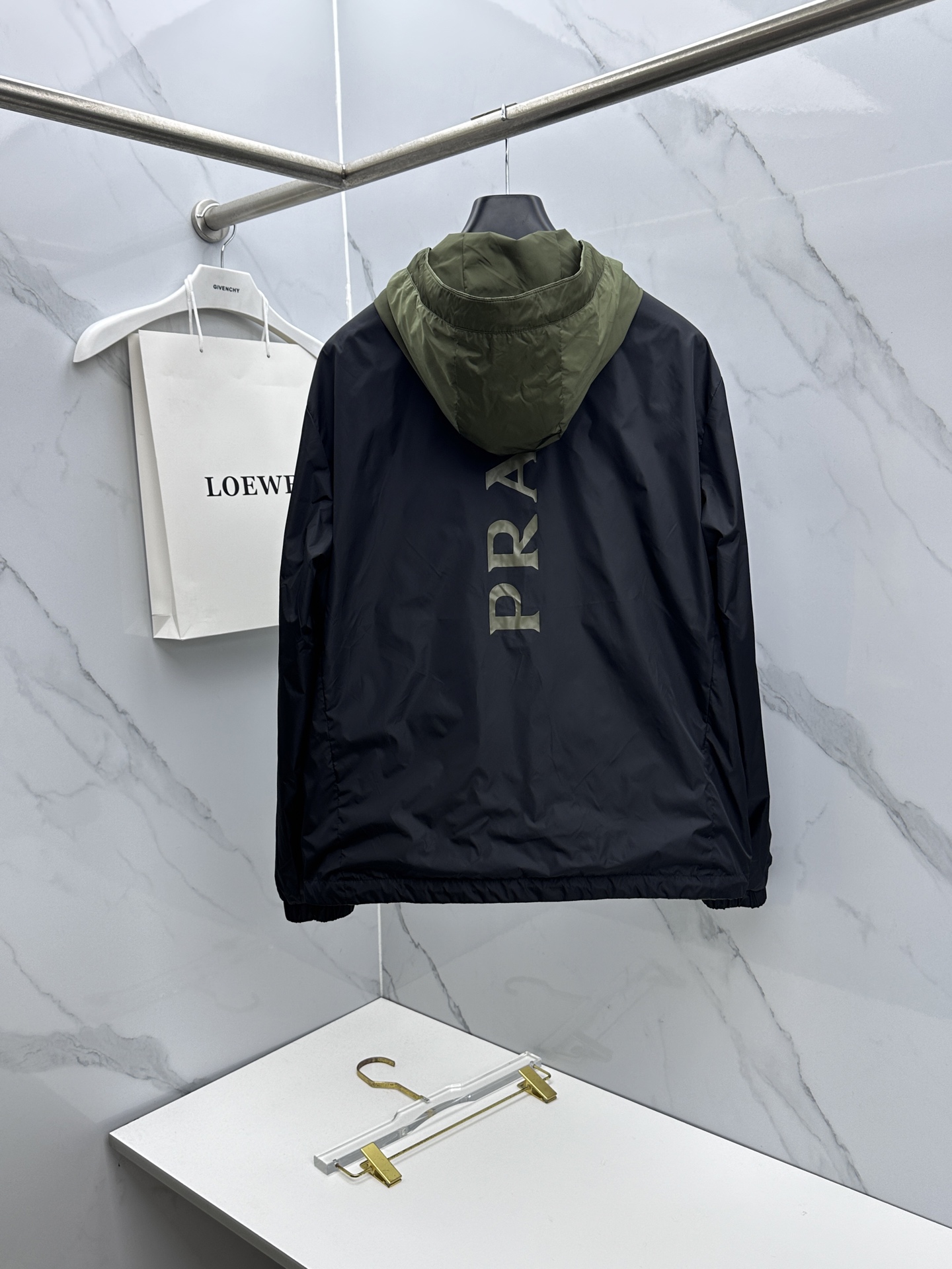 🆕Prada 普拉达 双面穿 2026ss春季新款连帽夹克外套全高端版本！高定专柜面料辅料，透气舒适度高