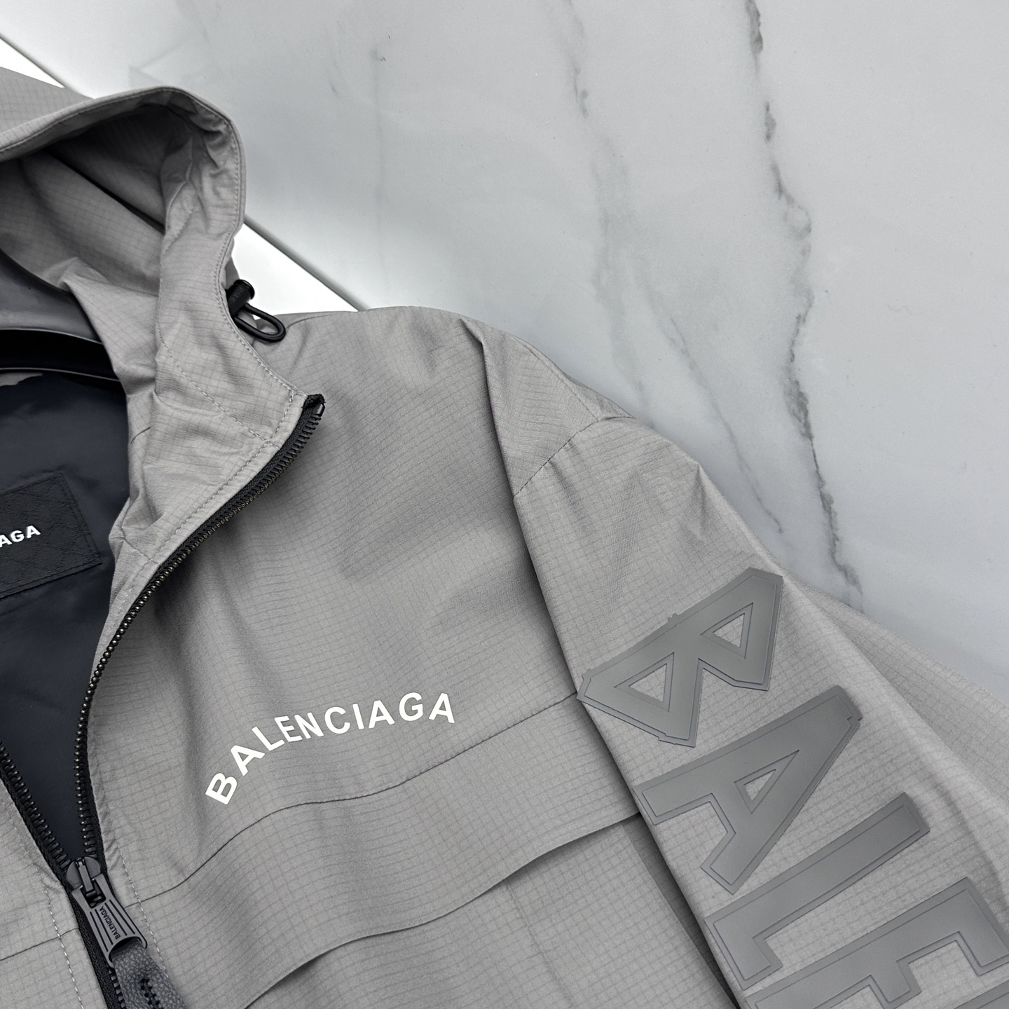 🆕Balenciaga 巴黎世家 2026ss春季新款连帽夹克外套全高端版本！高定专柜面料辅料，透气舒适