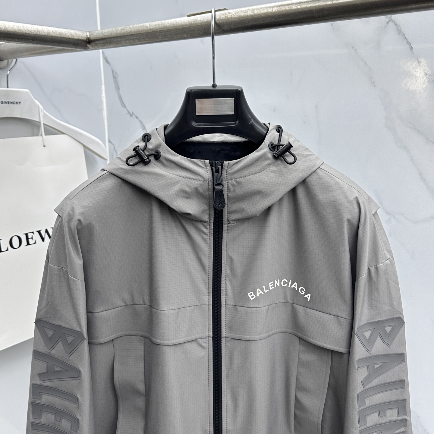 🆕Balenciaga 巴黎世家 2026ss春季新款连帽夹克外套全高端版本！高定专柜面料辅料，透气舒适