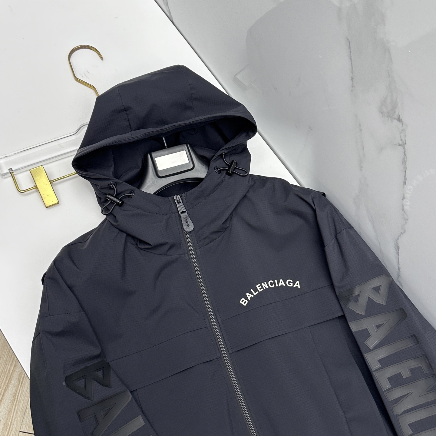 🆕Balenciaga 巴黎世家 2026ss春季新款连帽夹克外套全高端版本！高定专柜面料辅料，透气舒适