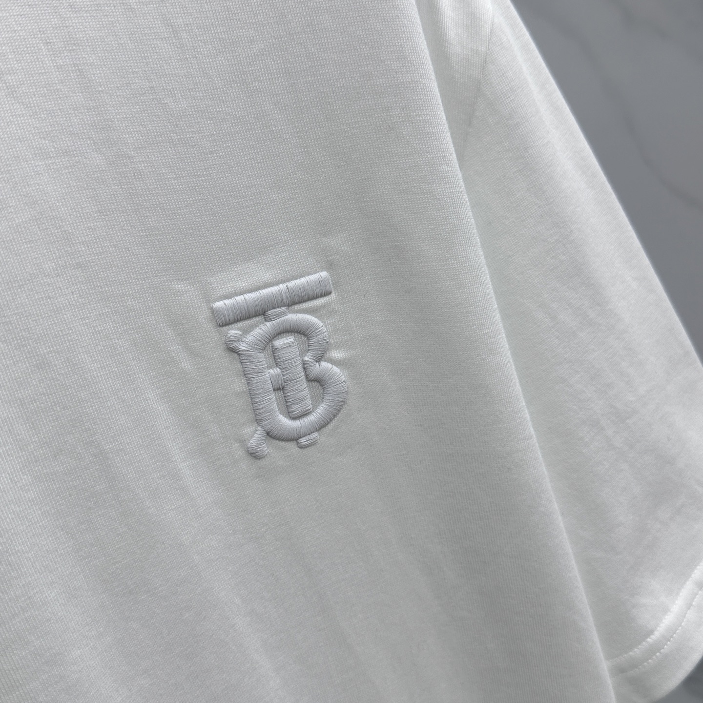 🆕BBR巴宝莉 新款首发专柜最新款短袖圆领T恤 胸前logo刺绣 官网同款 高端订制 高端长绒棉面料.手