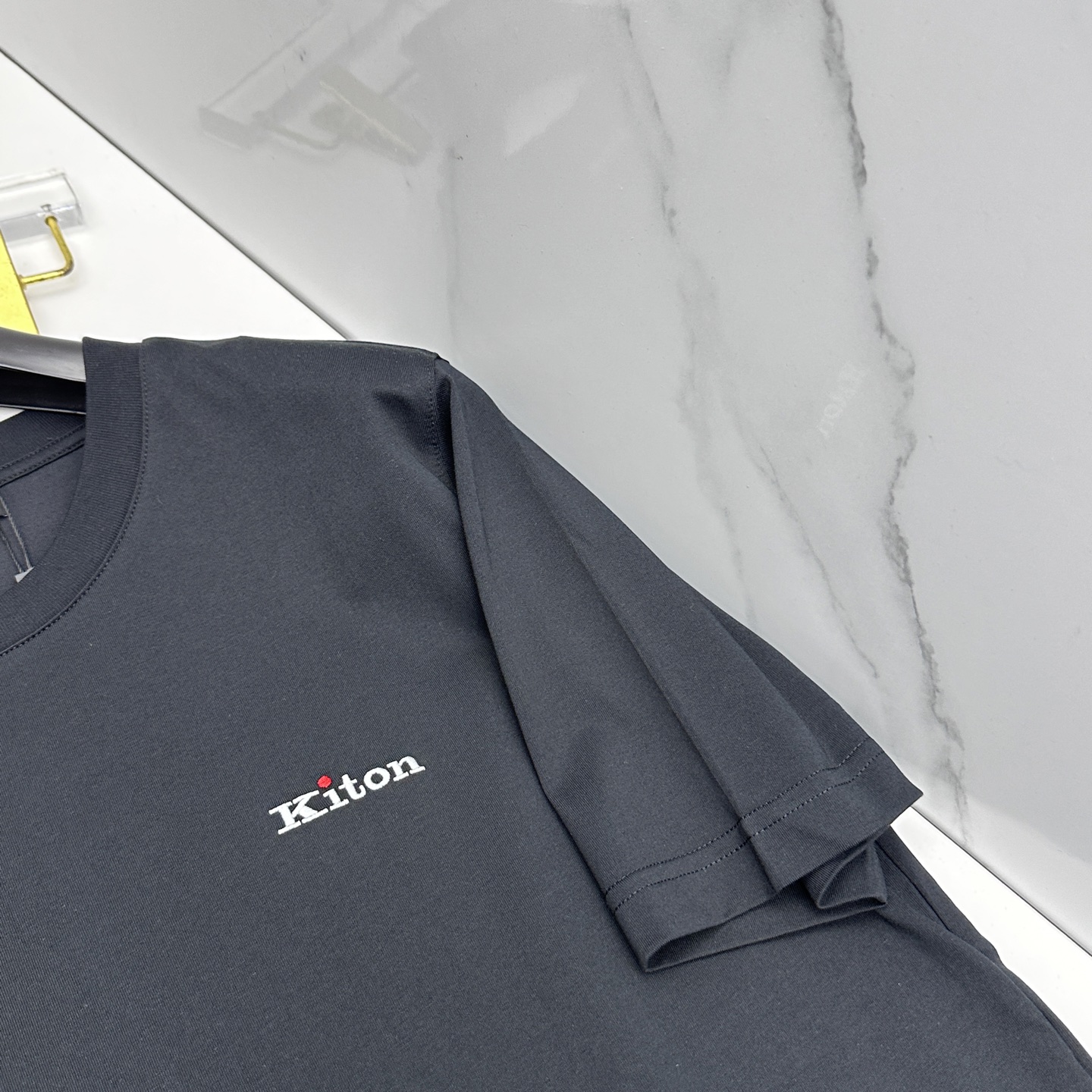 🆕kiton 新款首发专柜最新款短袖圆领T恤 高端订制官网同步 简约日常 胸口小刺绣logo 高端长绒棉