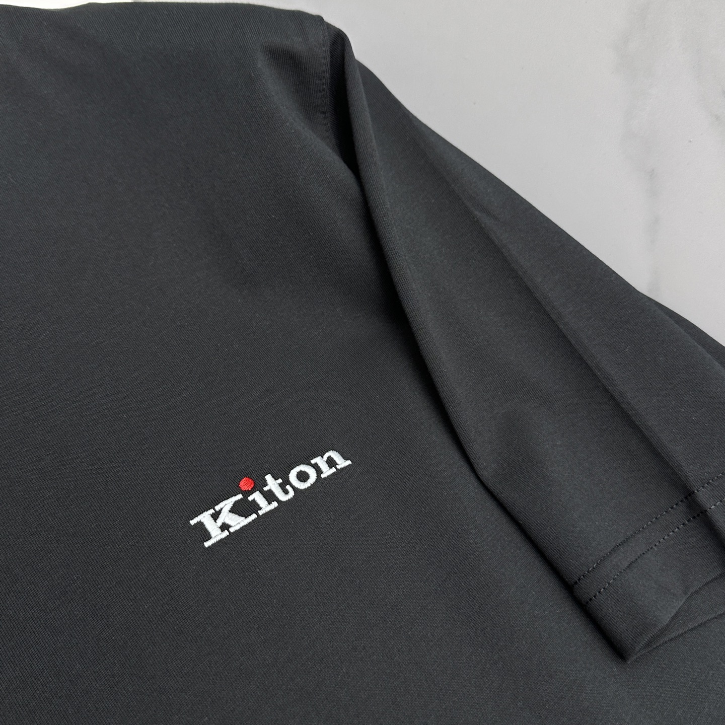 🆕kiton 新款首发专柜最新款短袖圆领T恤 高端订制官网同步 简约日常 胸口小刺绣logo 高端长绒棉