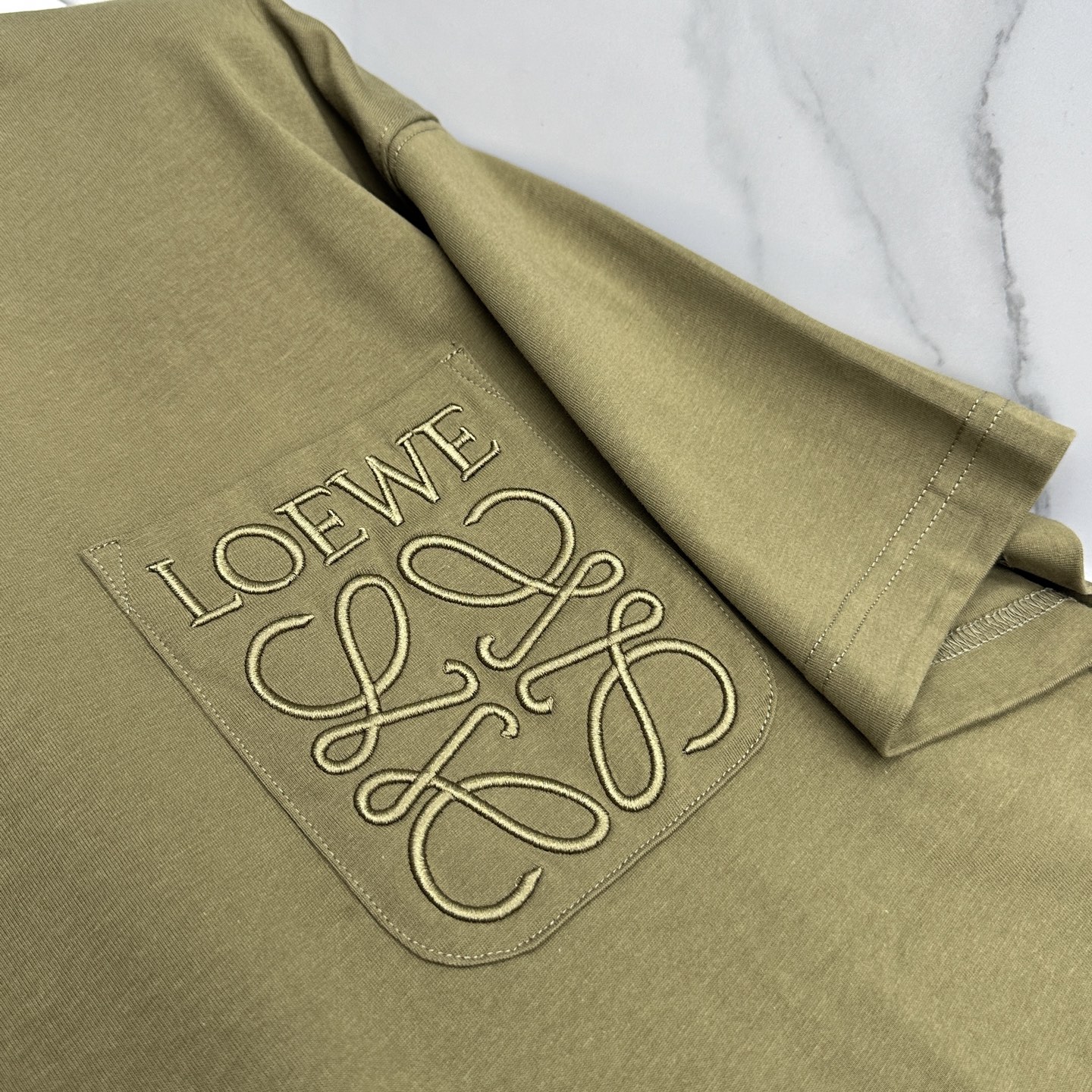 🆕LOEWE罗意威 新款首发专柜最新款短袖圆领T恤 高端订制官网同步 简约日常 胸口口袋刺绣logo 高