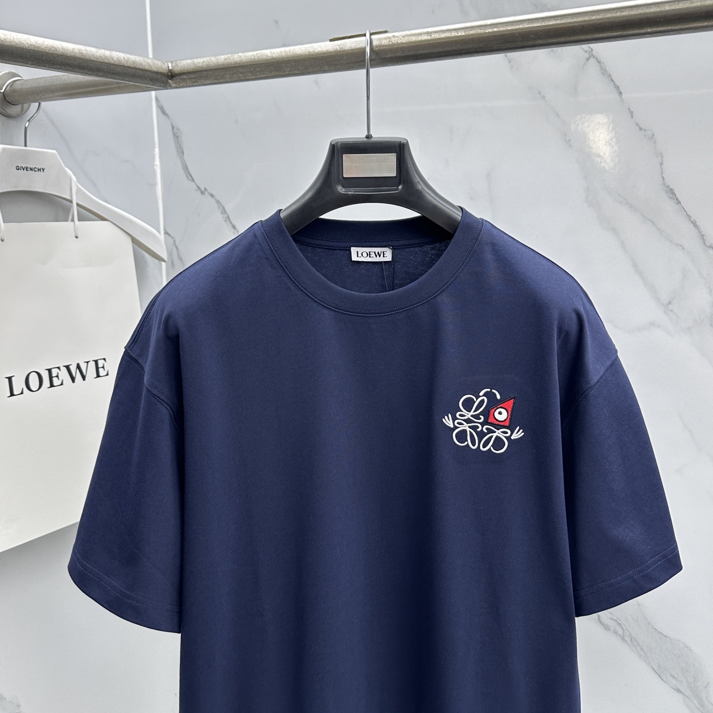 🆕LOEWE罗意威 新款首发专柜最新款短袖圆领T恤 高端订制官网同步 简约日常 胸前logo刺绣 高端长
