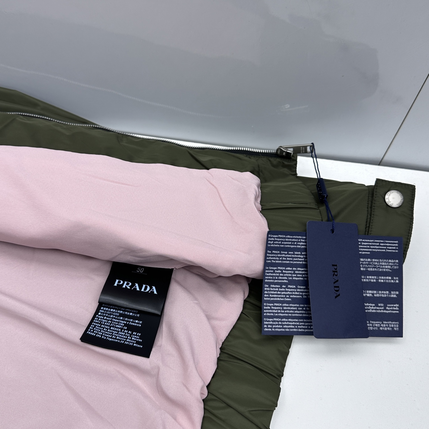 🆕Prada 普拉达 2026ss春季新款翻领夹克外套全高端版本！高定专柜面料辅料，透气舒适度高，细节无