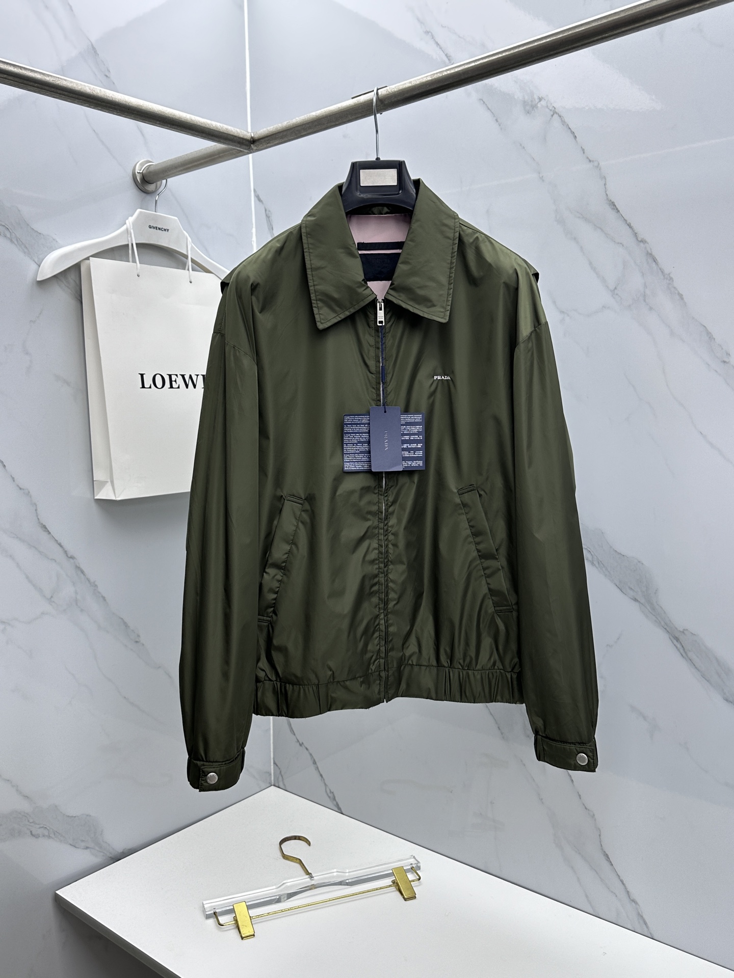 🆕Prada 普拉达 2026ss春季新款翻领夹克外套全高端版本！高定专柜面料辅料，透气舒适度高，细节无