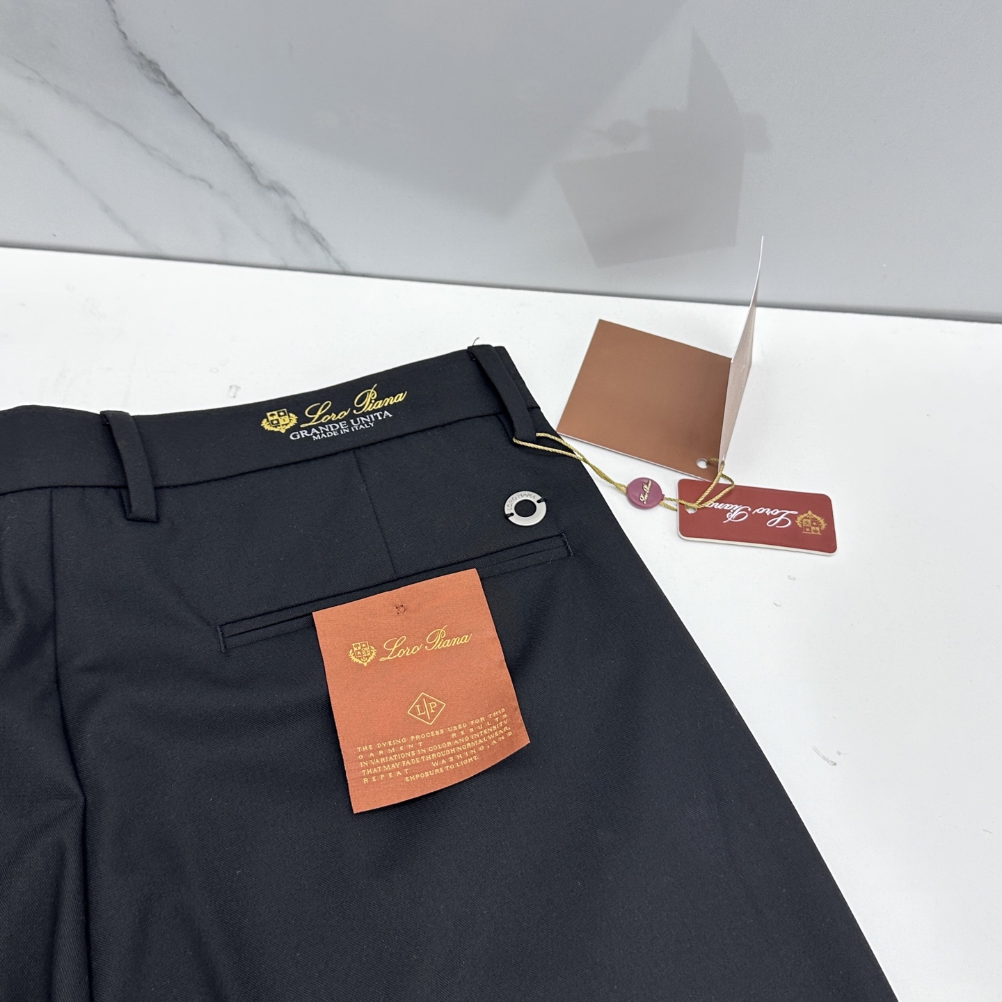 🆕Lss春夏新品休闲裤西裤，官网同步发售，裤身工艺设计，进口客供辅料、面料定制，代工厂出品免检！每个细节