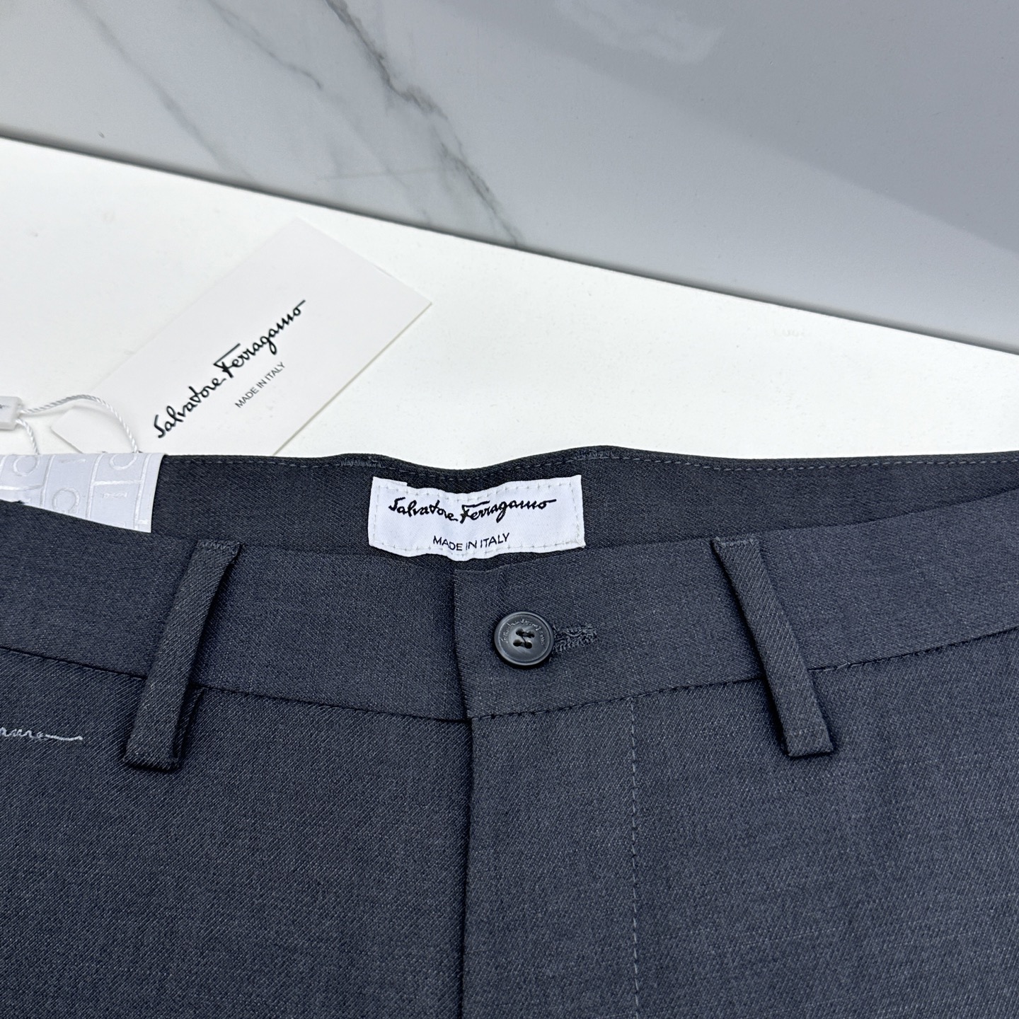 🆕Ferragamo菲拉格慕 26ss春夏新品休闲裤西裤，官网同步发售，裤身工艺设计，进口客供辅料、面料
