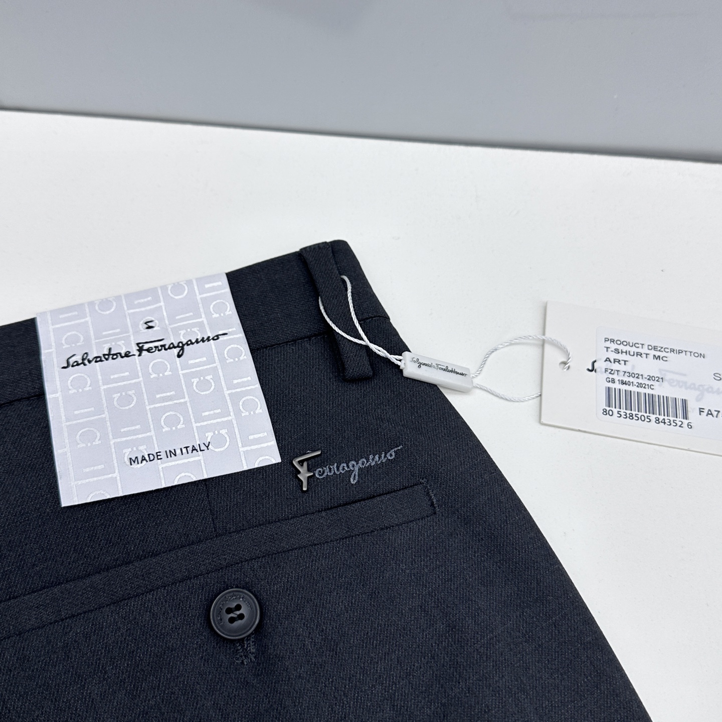 🆕Ferragamo菲拉格慕 26ss春夏新品休闲裤西裤，官网同步发售，裤身工艺设计，进口客供辅料、面料