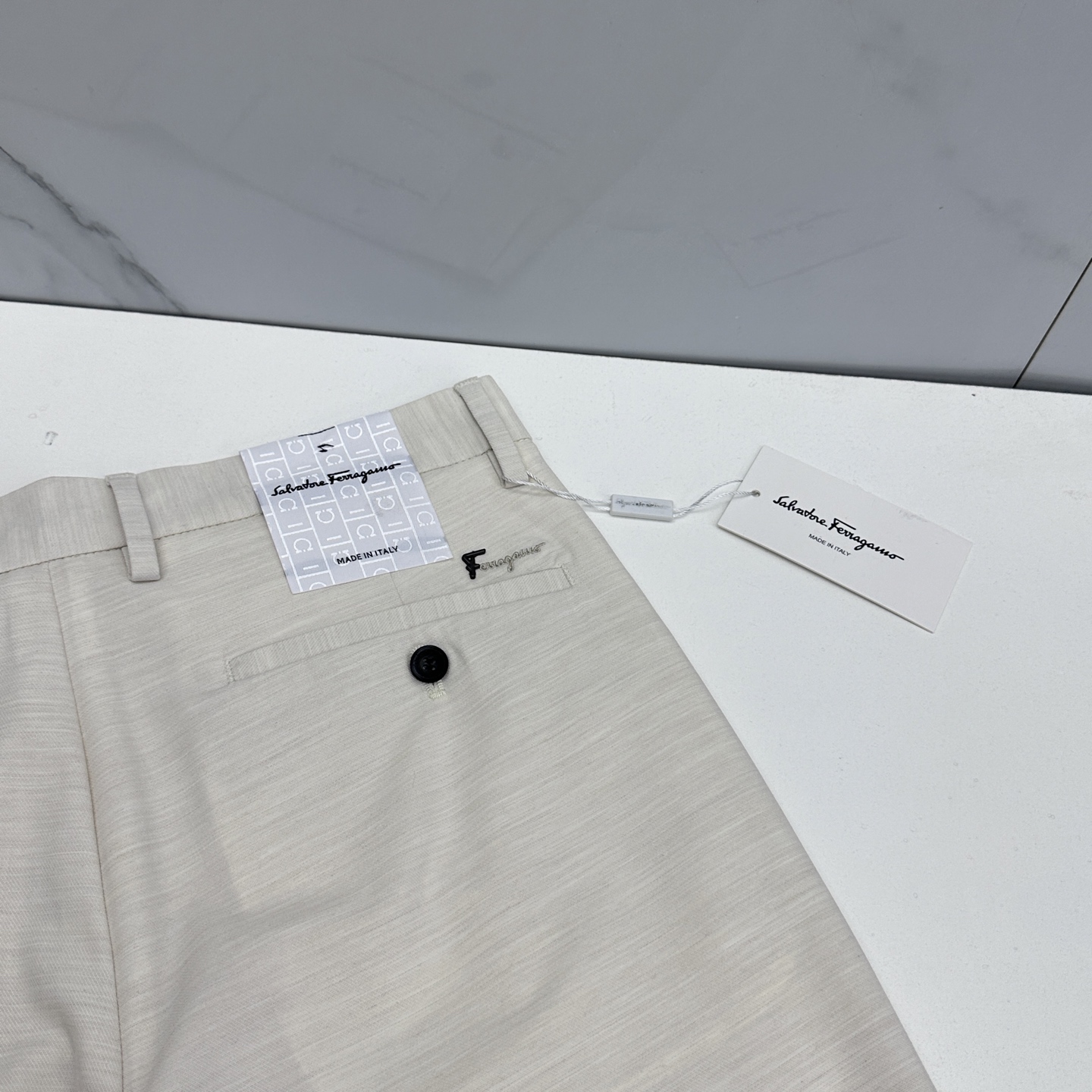 🆕Ferragamo菲拉格慕 26ss春夏新品休闲裤西裤，官网同步发售，裤身工艺设计，进口客供辅料、面料