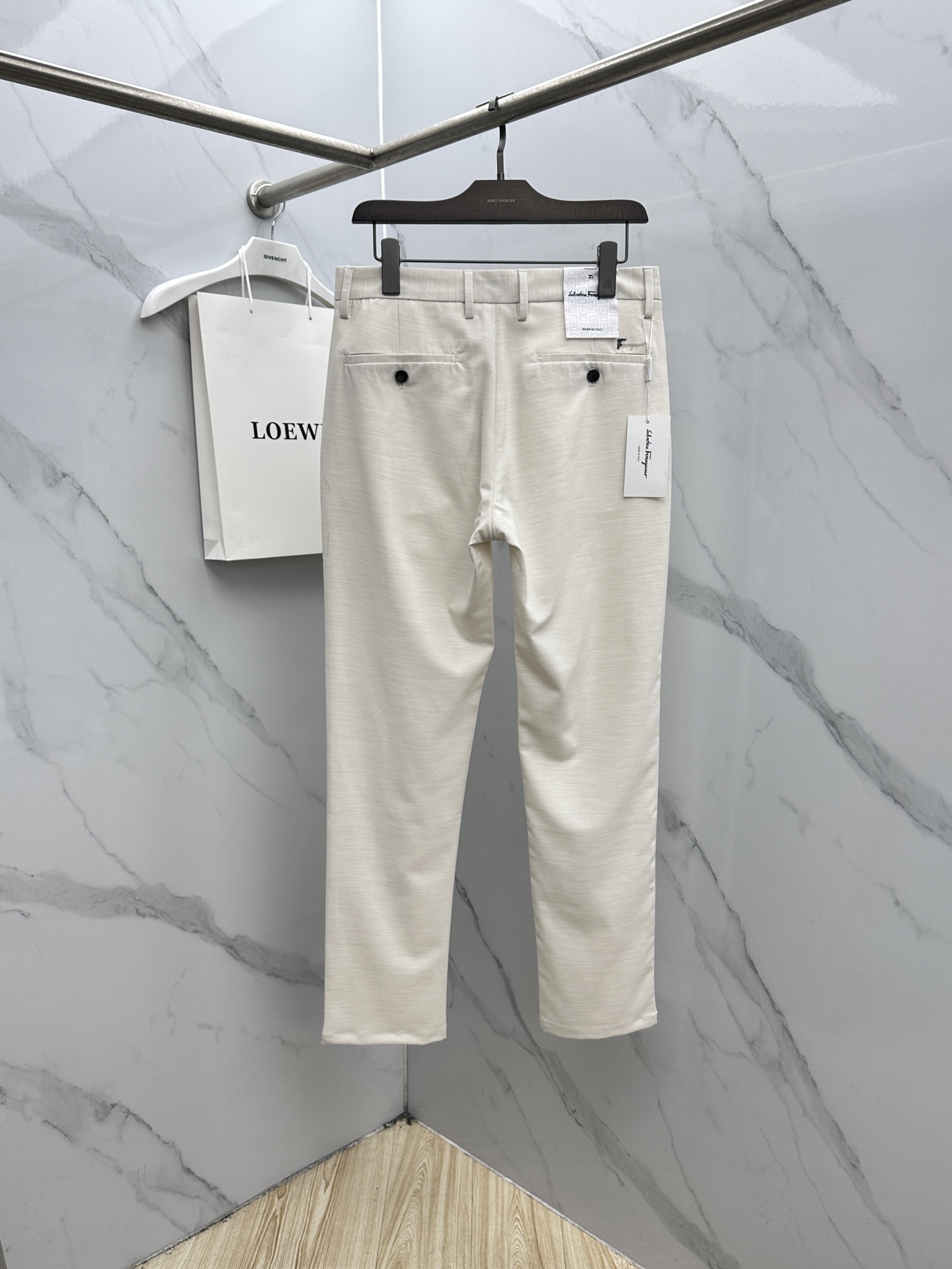 🆕Ferragamo菲拉格慕 26ss春夏新品休闲裤西裤，官网同步发售，裤身工艺设计，进口客供辅料、面料