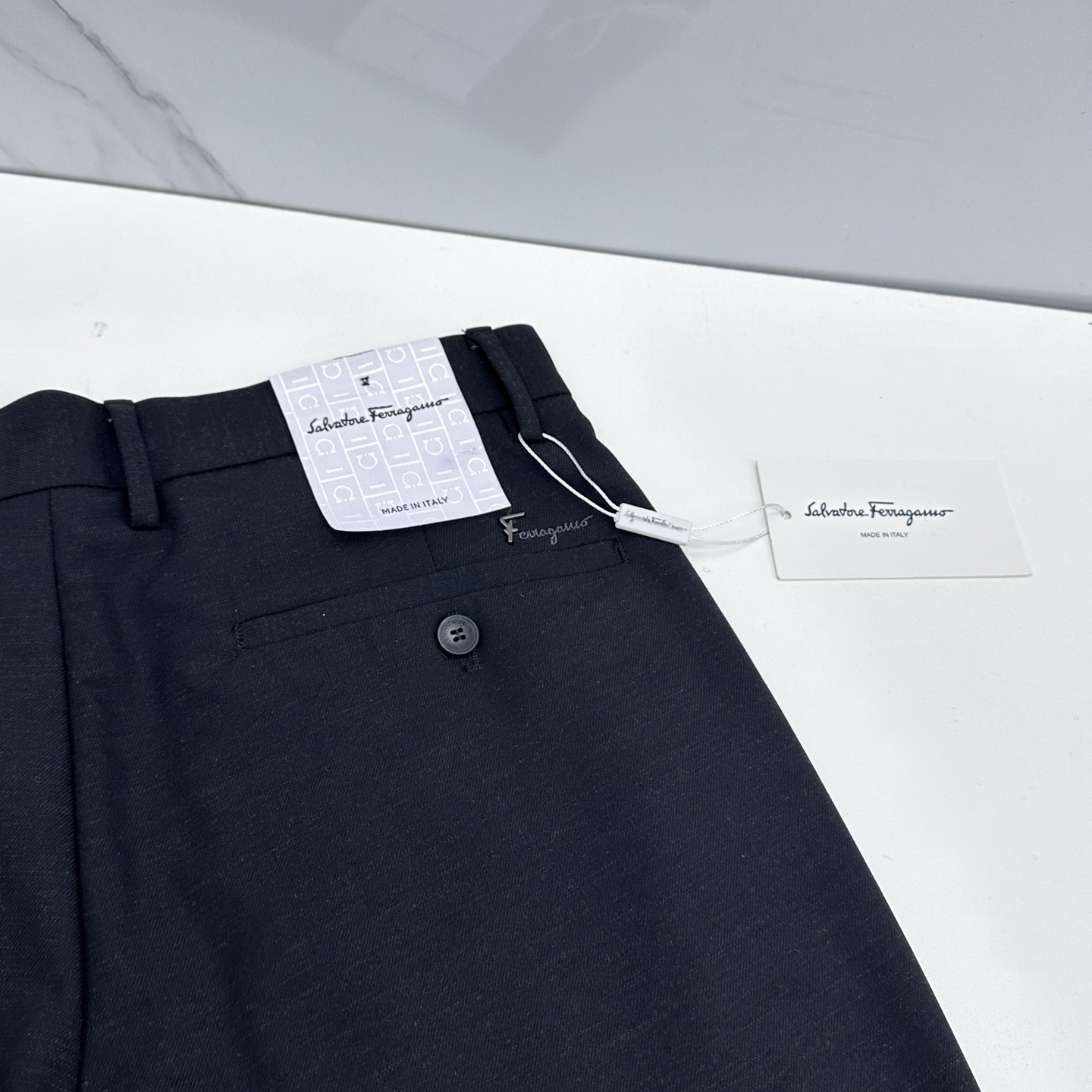 🆕Ferragamo菲拉格慕 26ss春夏新品休闲裤西裤，官网同步发售，裤身工艺设计，进口客供辅料、面料