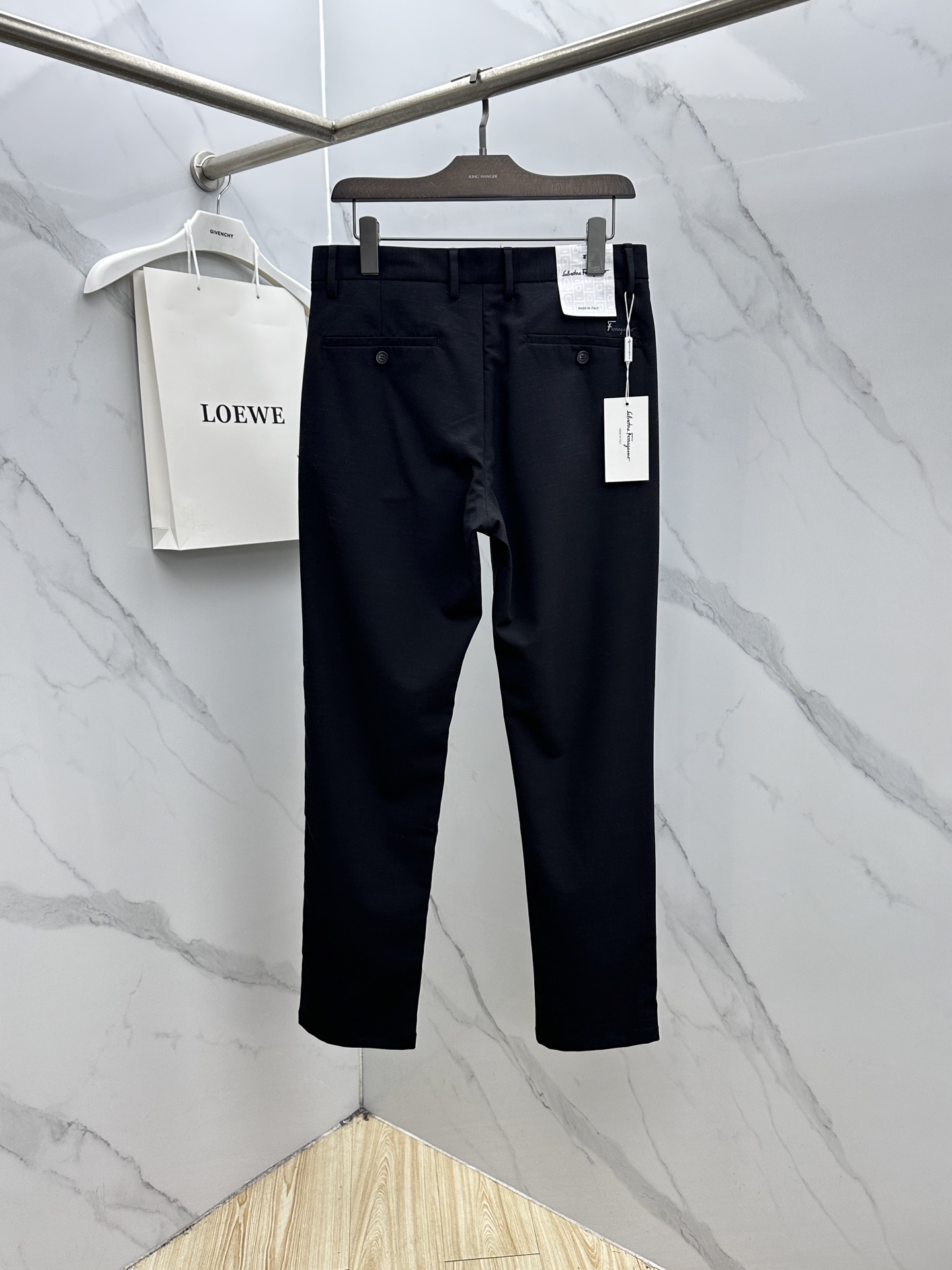 🆕Ferragamo菲拉格慕 26ss春夏新品休闲裤西裤，官网同步发售，裤身工艺设计，进口客供辅料、面料