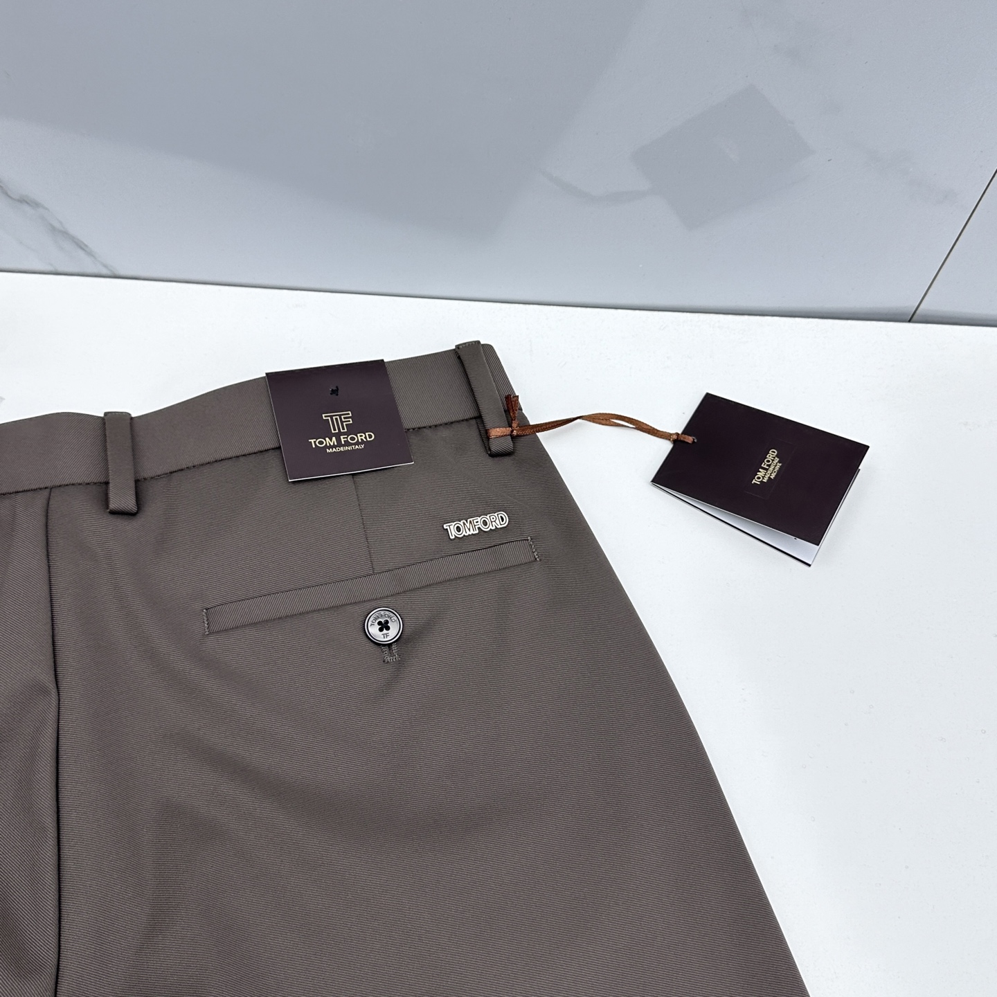 🆕TOM FORD 26ss春夏新品休闲裤西裤，官网同步，裤身工艺设计，高定面料，丝滑不贴身，透气性能佳