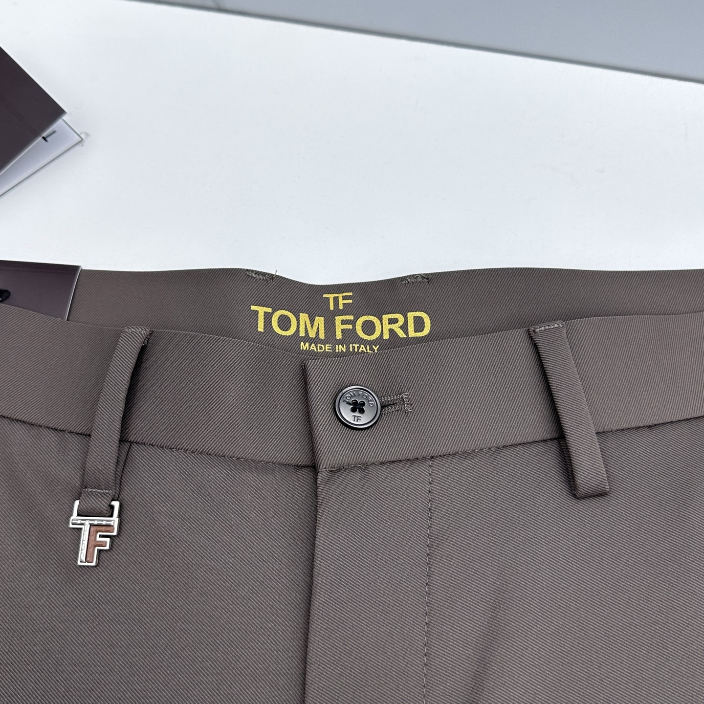 🆕TOM FORD 26ss春夏新品休闲裤西裤，官网同步，裤身工艺设计，高定面料，丝滑不贴身，透气性能佳