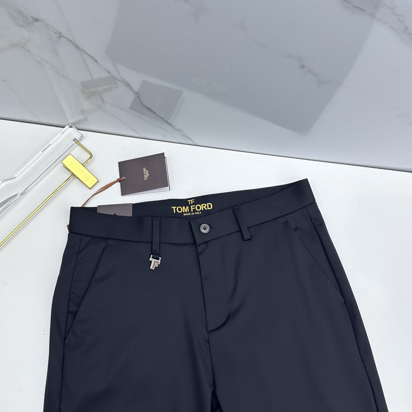🆕TOM FORD 26ss春夏新品休闲裤西裤，官网同步，裤身工艺设计，高定面料，丝滑不贴身，透气性能佳