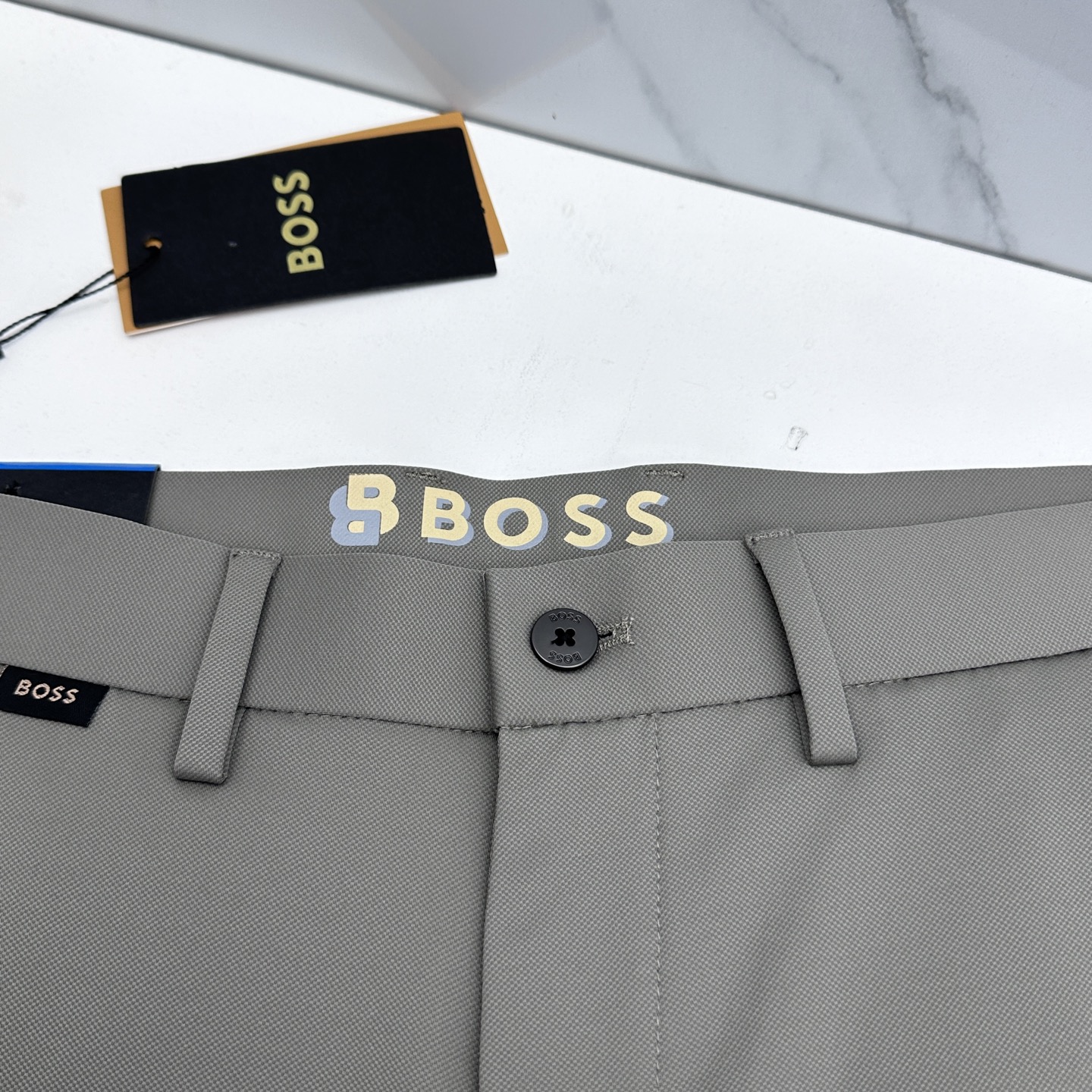 🆕BOSS 26ss春夏新品休闲裤西裤，官网同步，裤身工艺设计，高定面料，透气性能佳，客供辅料，代工厂出