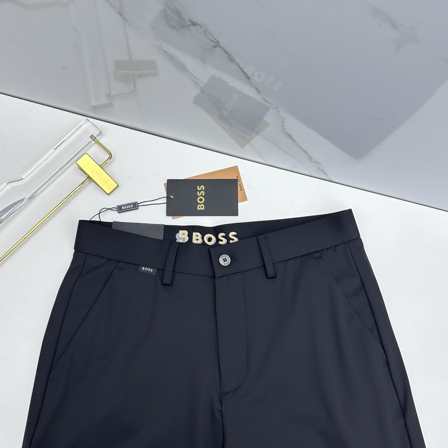 🆕BOSS 26ss春夏新品休闲裤西裤，官网同步，裤身工艺设计，高定面料，透气性能佳，客供辅料，代工厂出